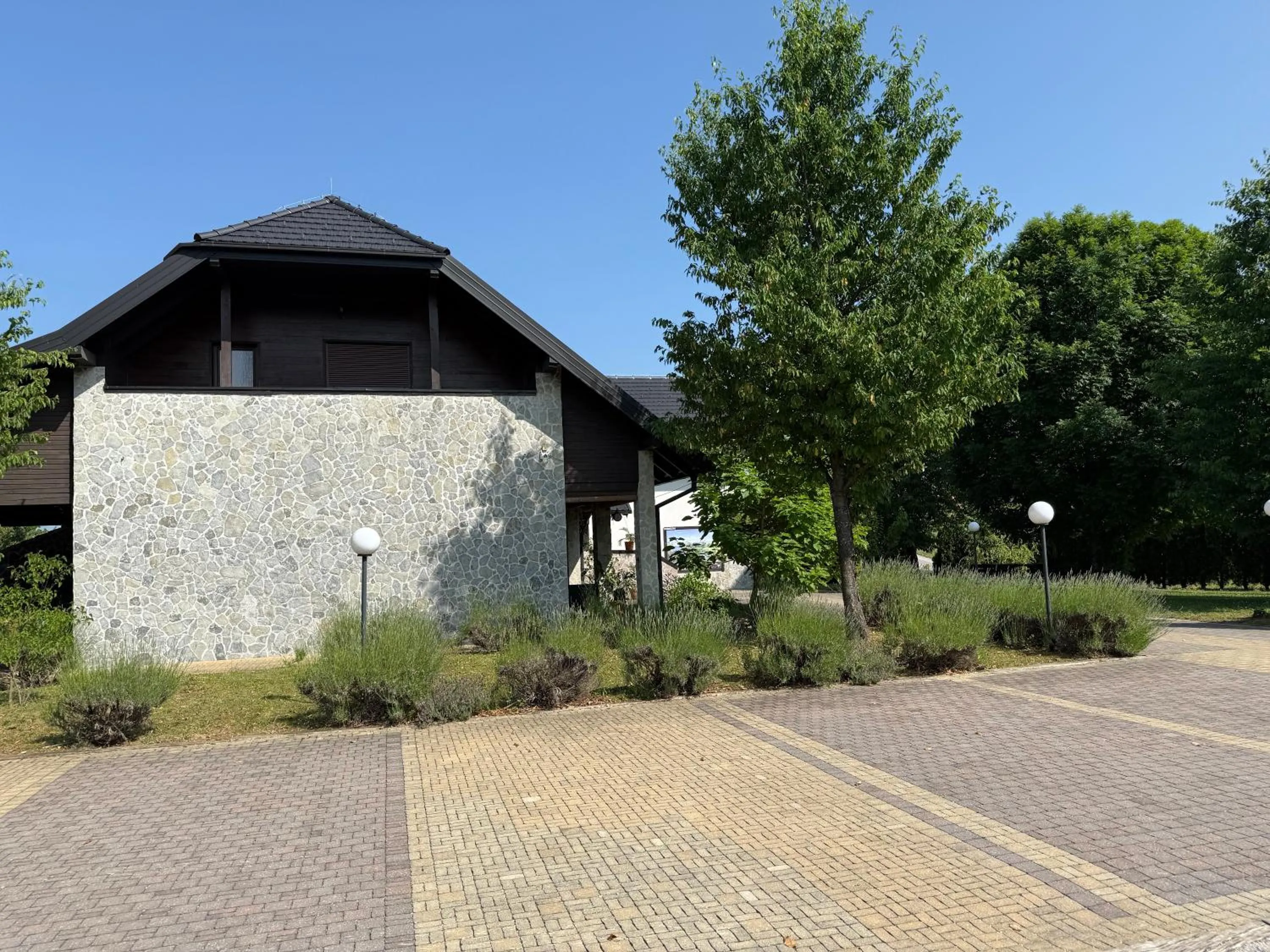 Property building in Villa Stone