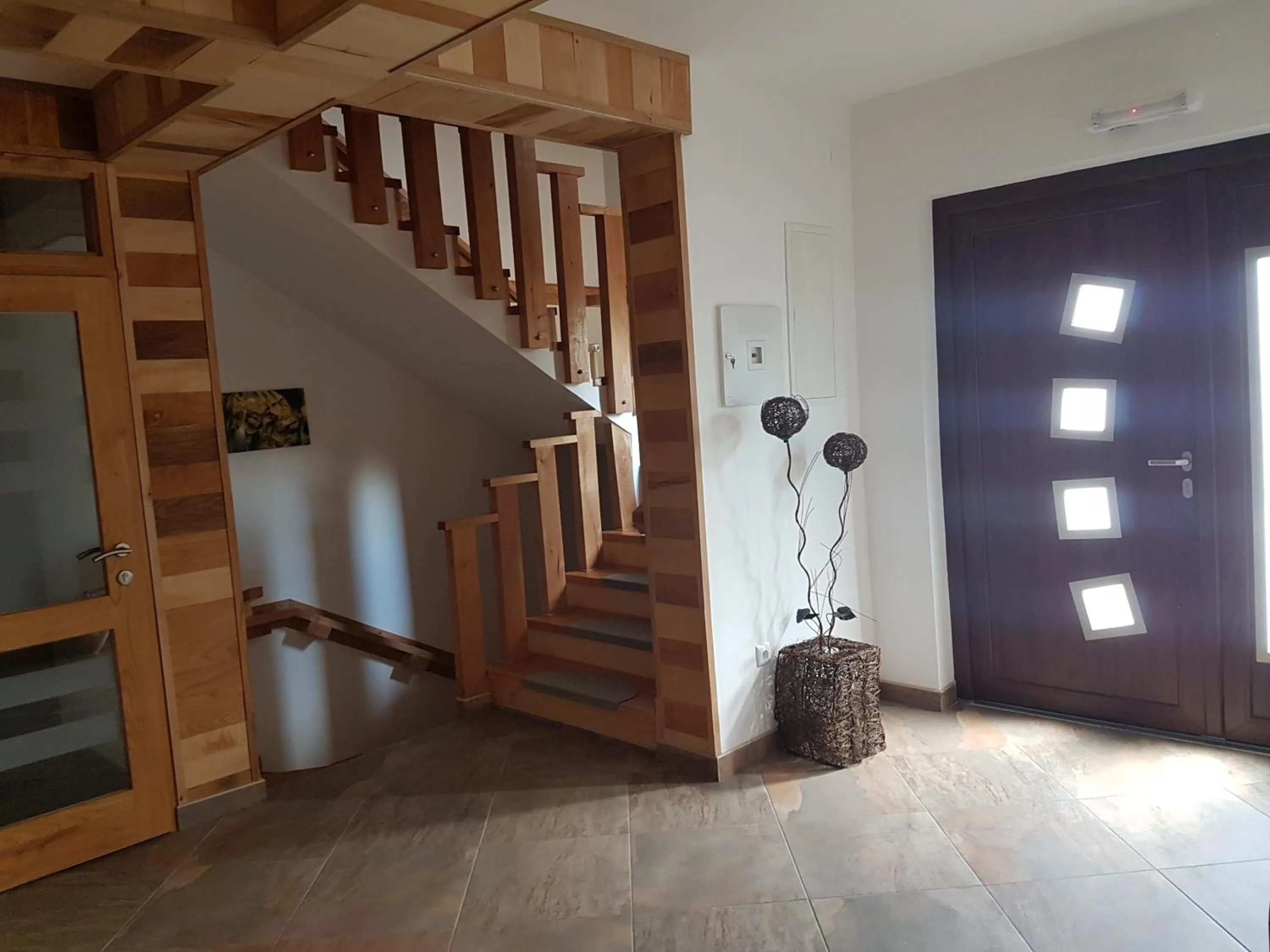 Facade/entrance in Villa Stone