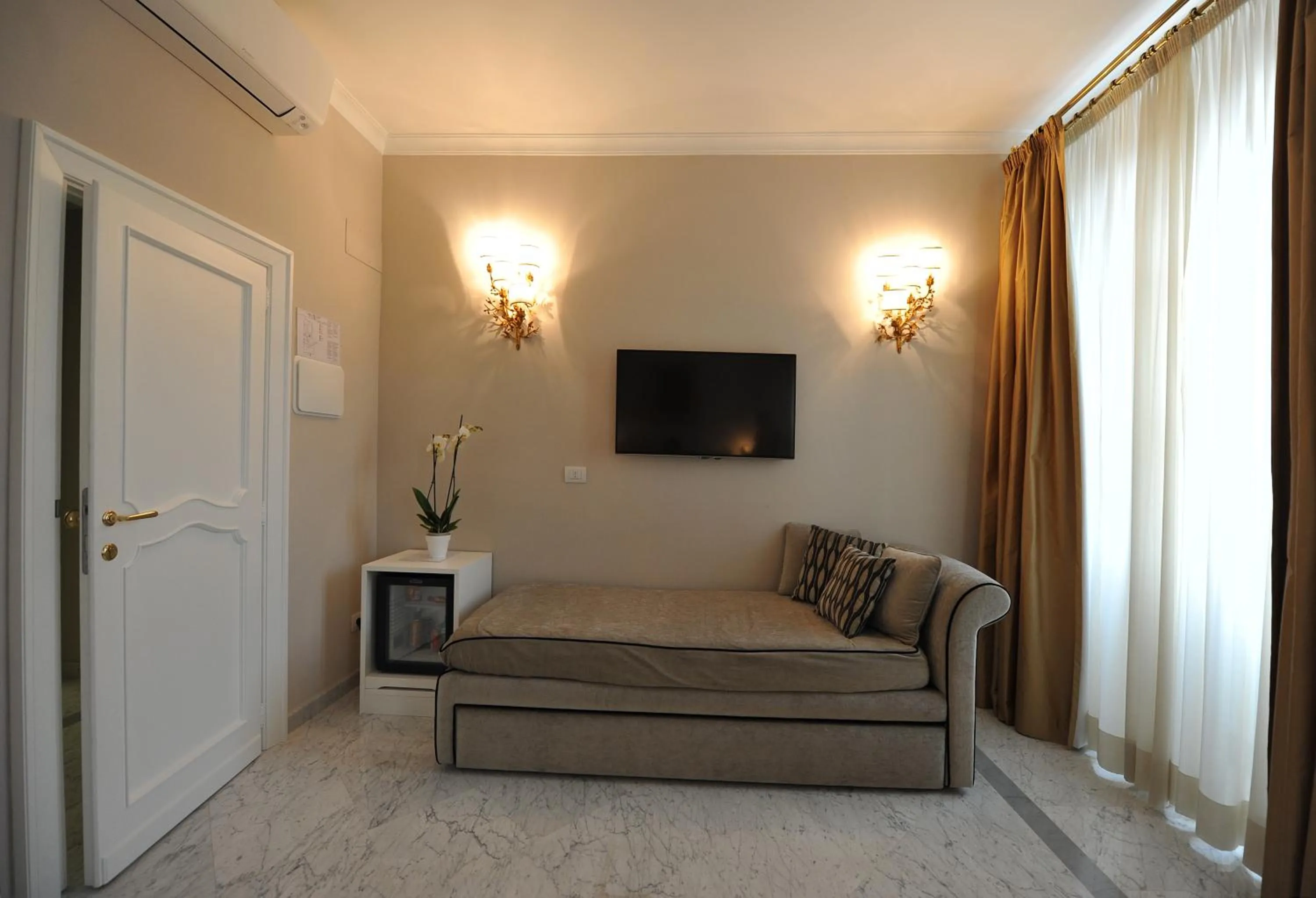 Bedroom in Angel Spagna Suite