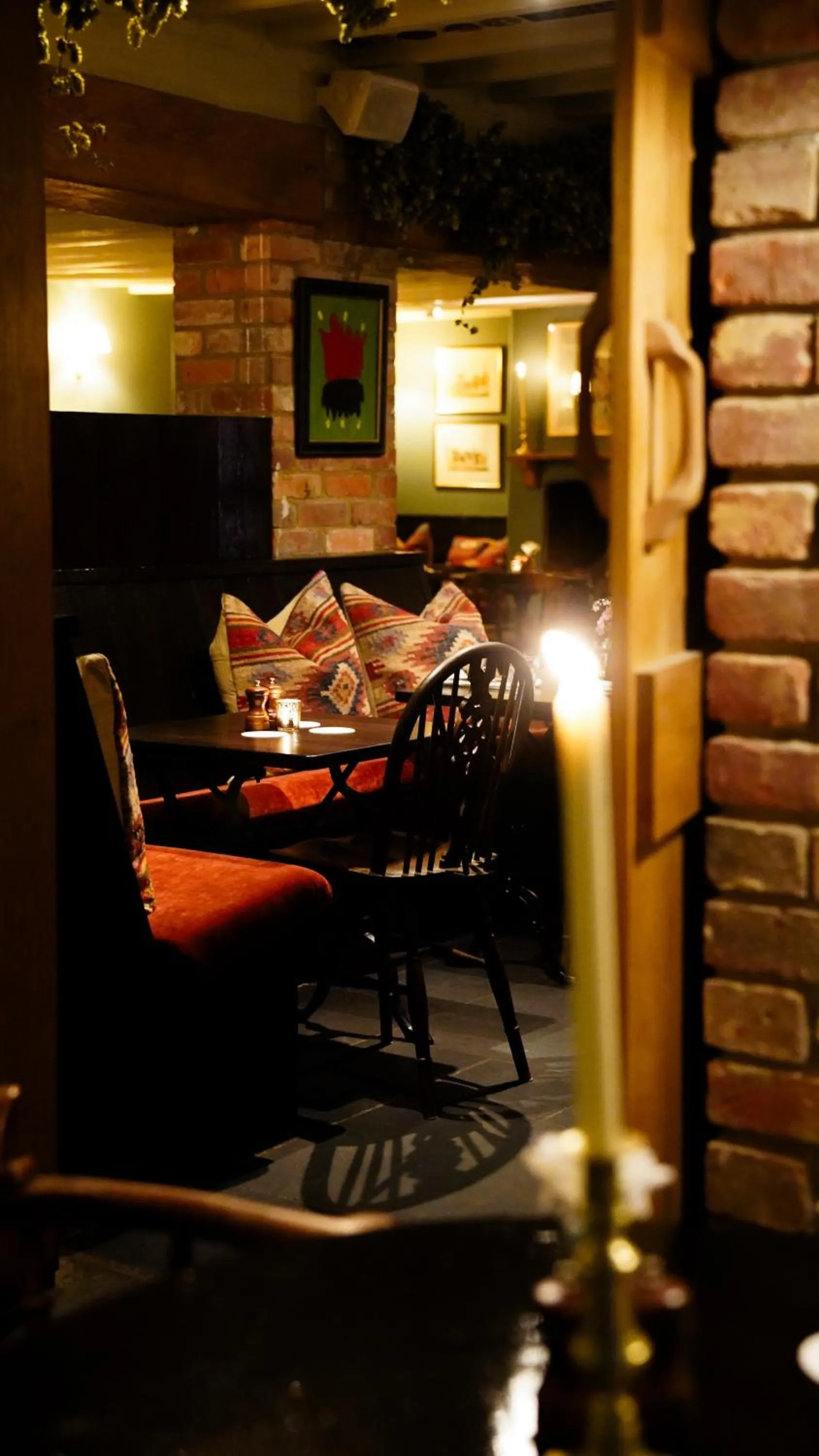 Restaurant/places to eat in The Dog & Gun Inn