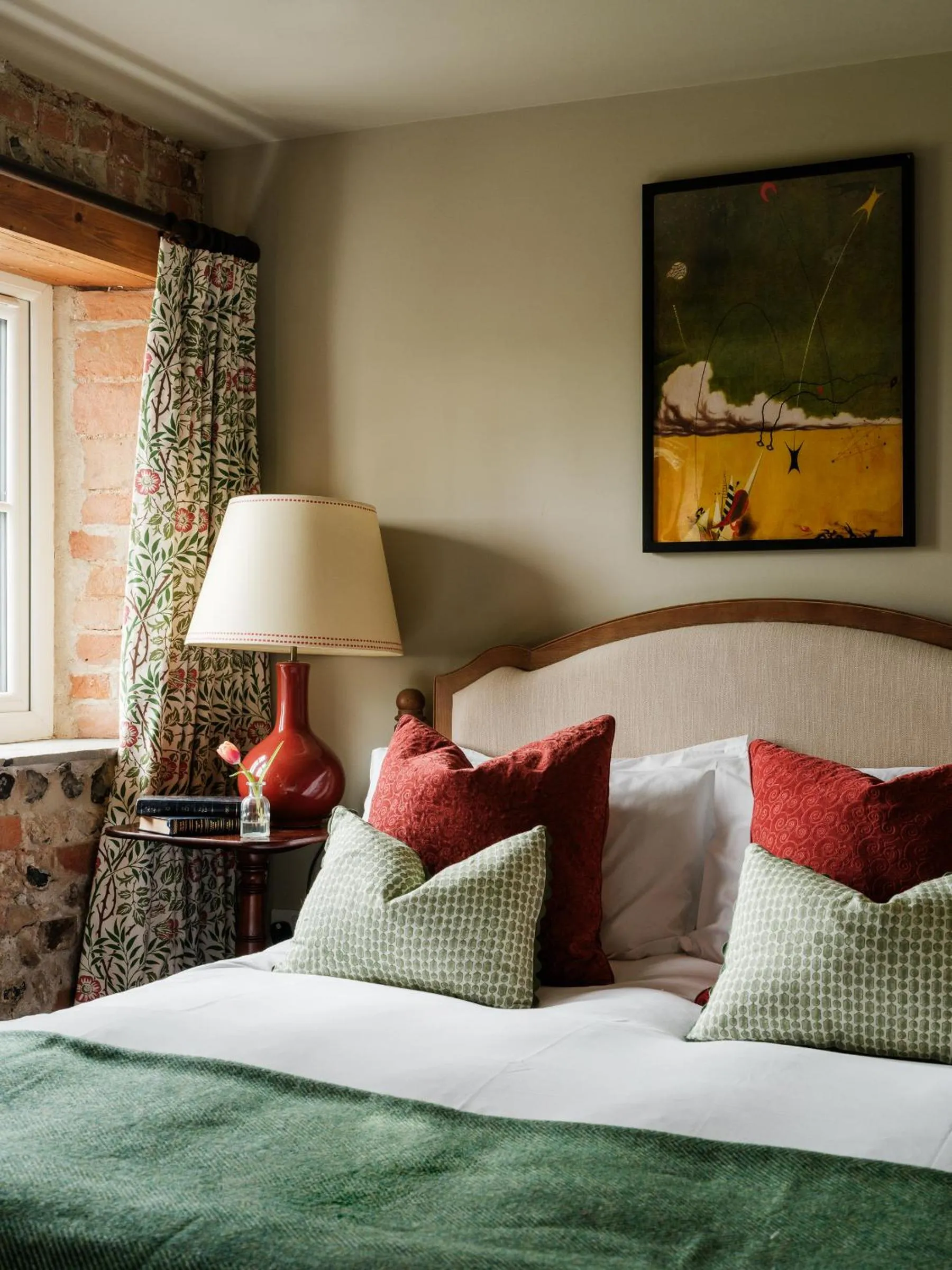 Bedroom, Bed in The Dog and Gun