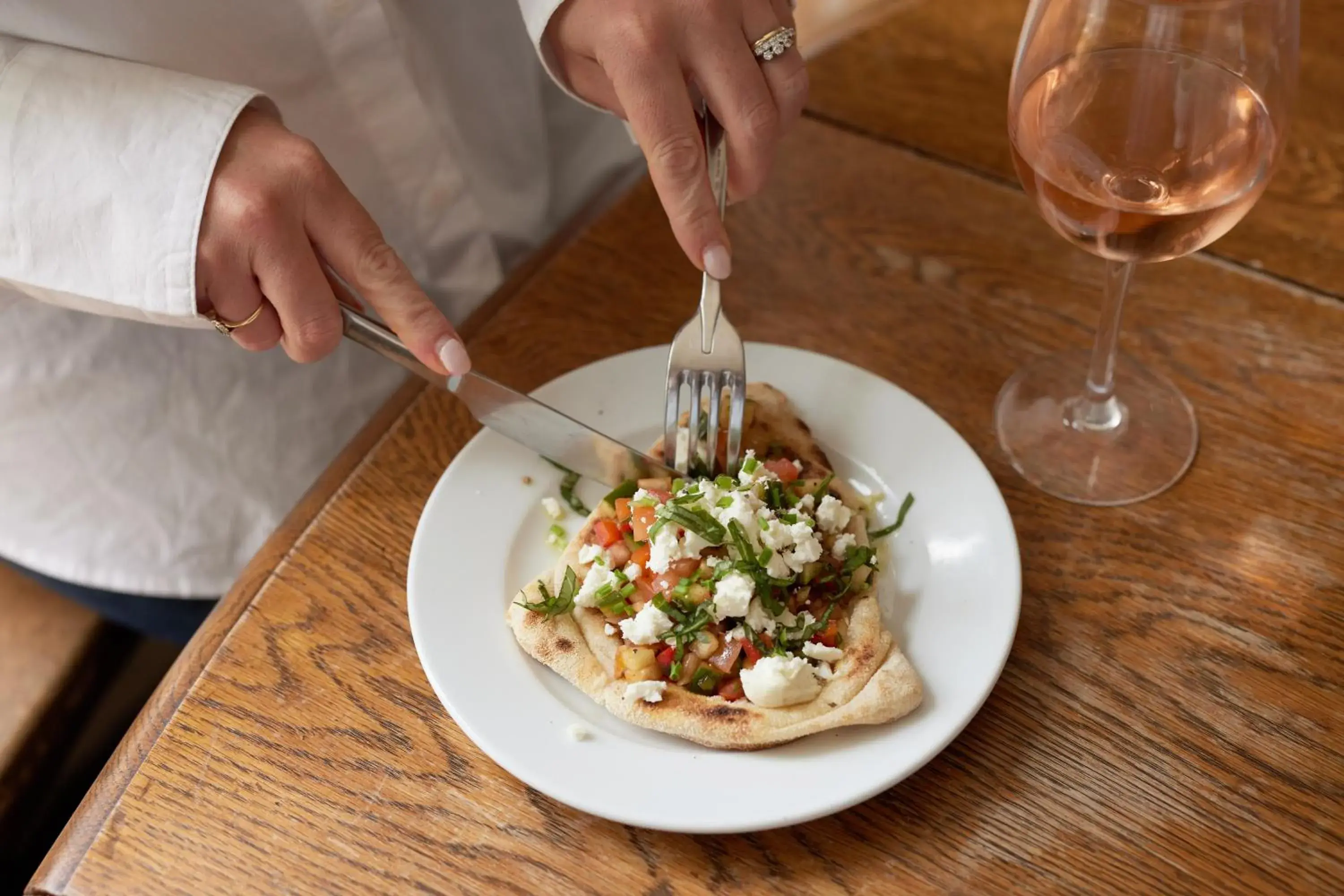 Food and drinks in The Dog & Gun Inn Food and drinks in The Dog & Gun Inn