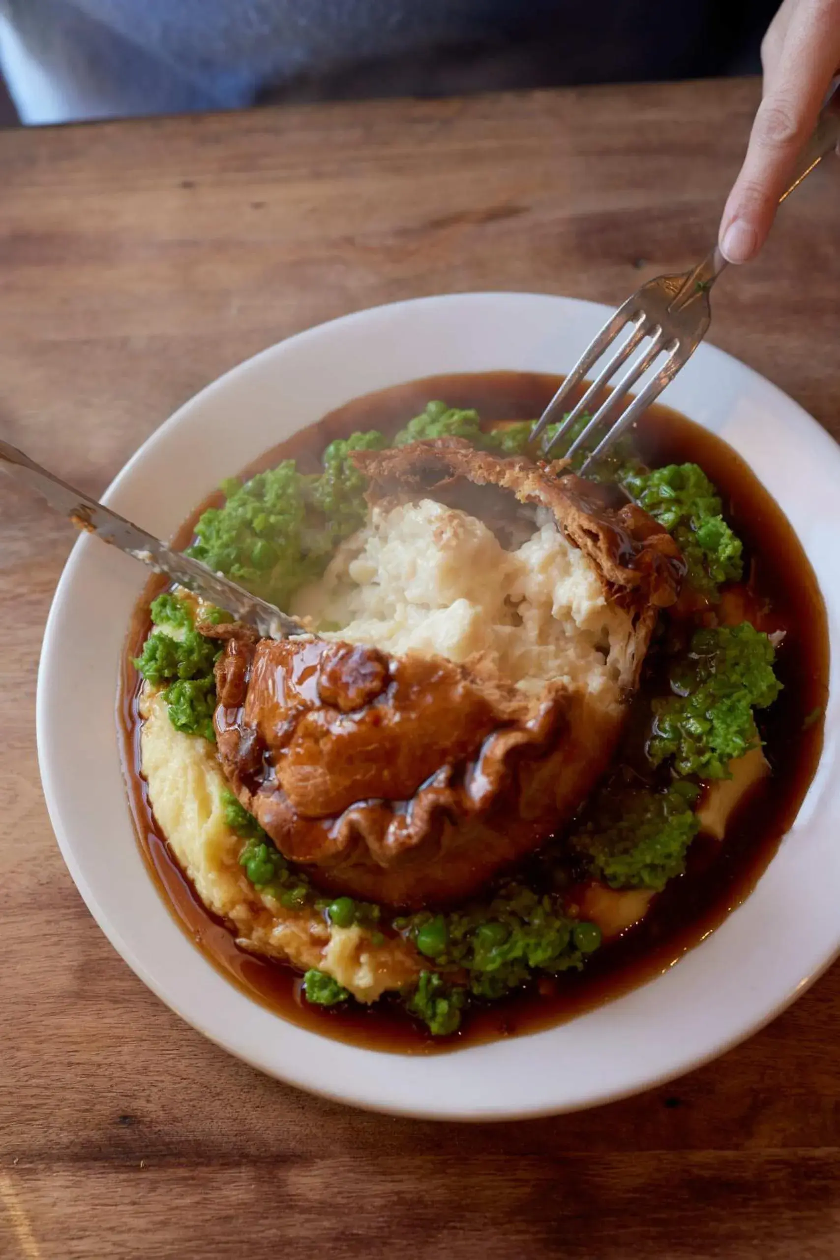 Food and drinks in The Dog & Gun Inn Food and drinks in The Dog & Gun Inn