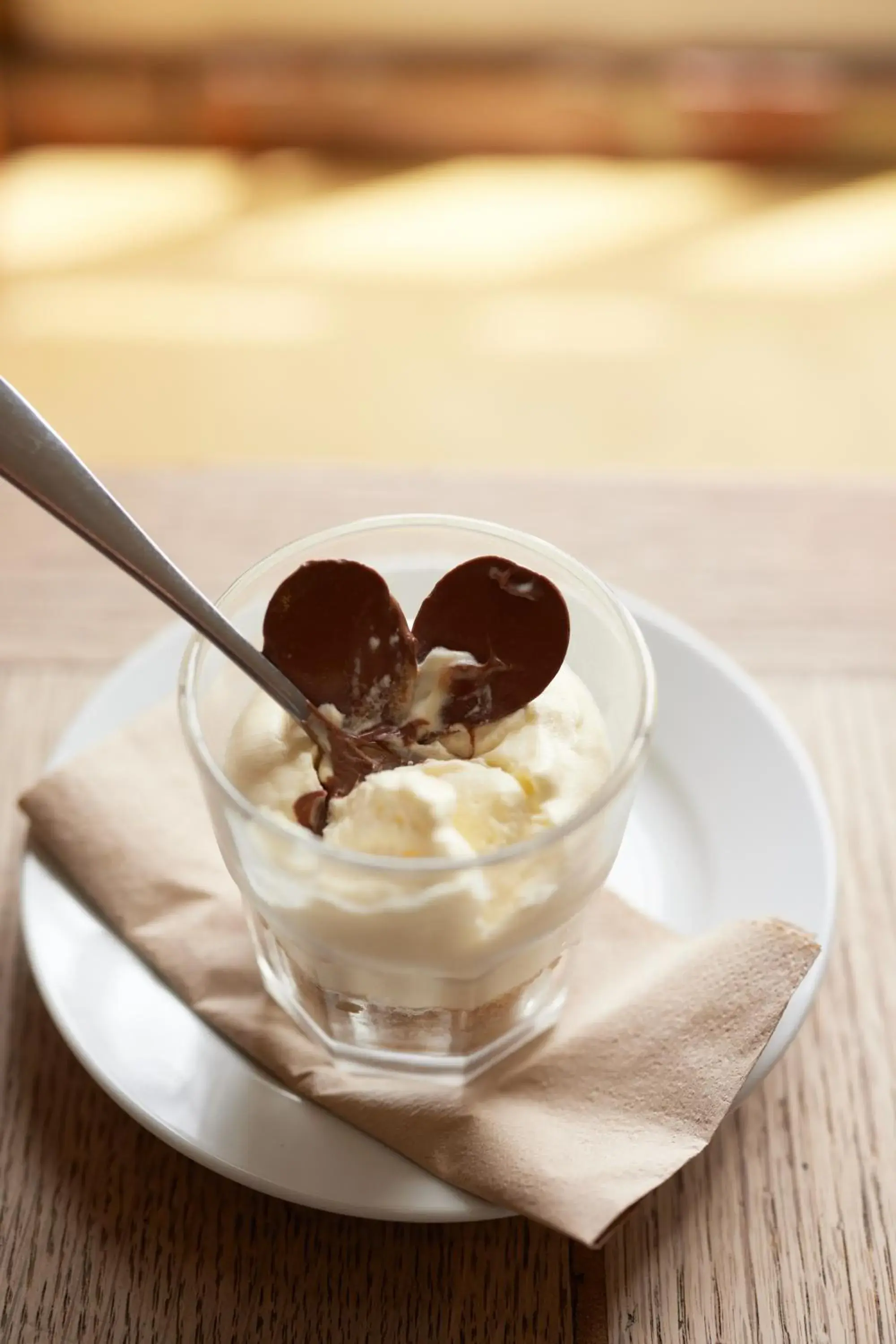 Food and drinks in The Dog & Gun Inn Food and drinks in The Dog & Gun Inn