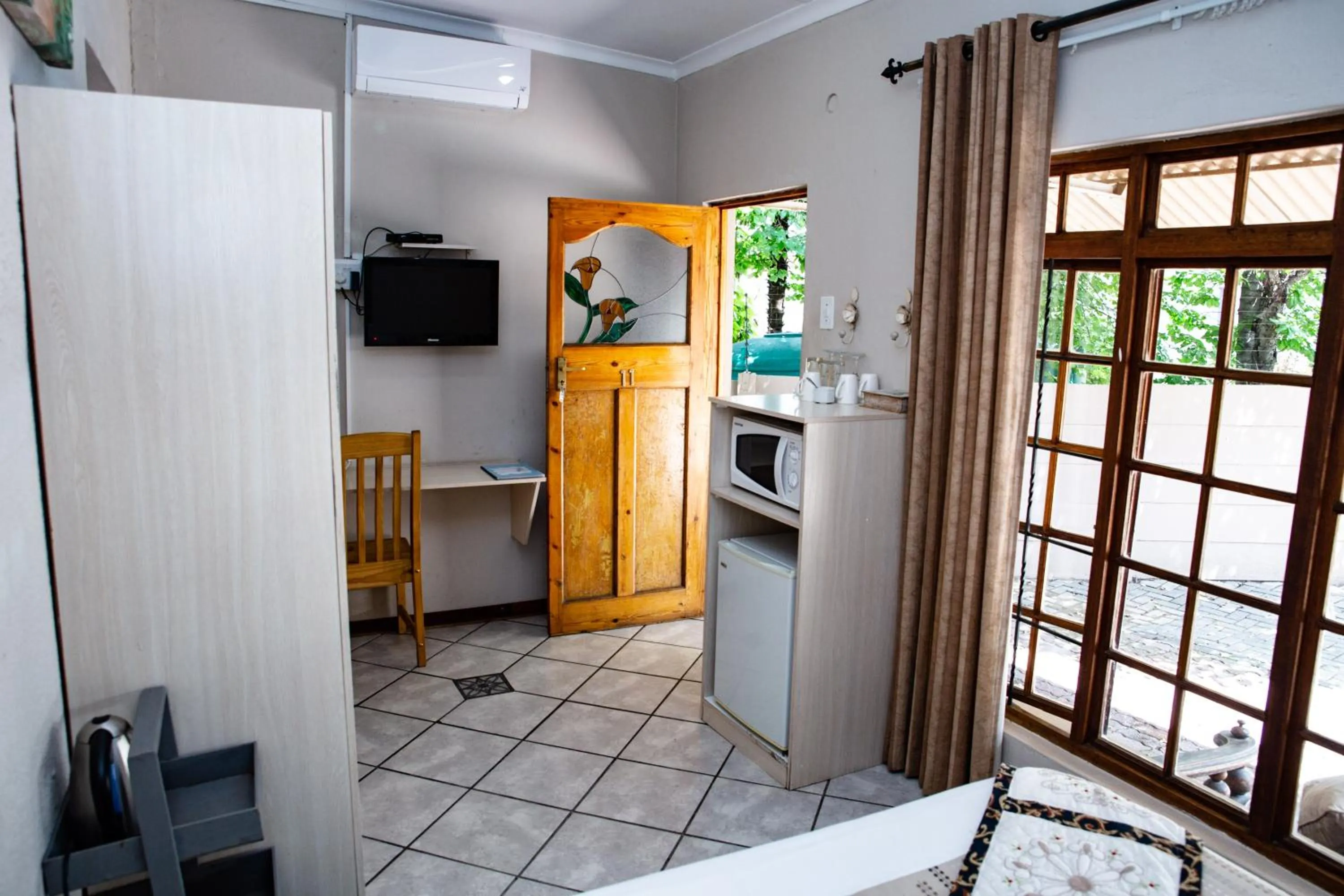 Woodpecker Guesthouse