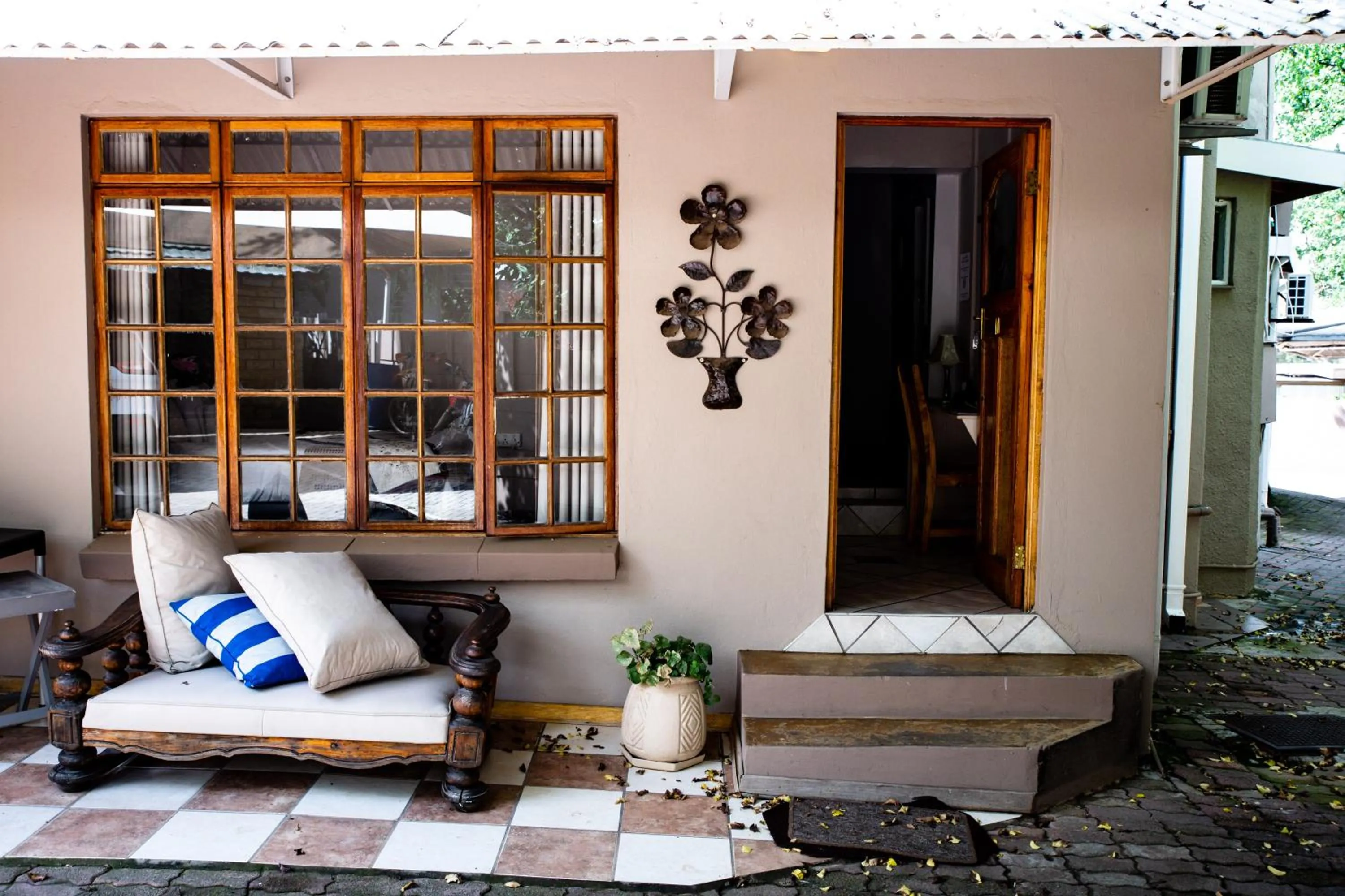 Woodpecker Guesthouse