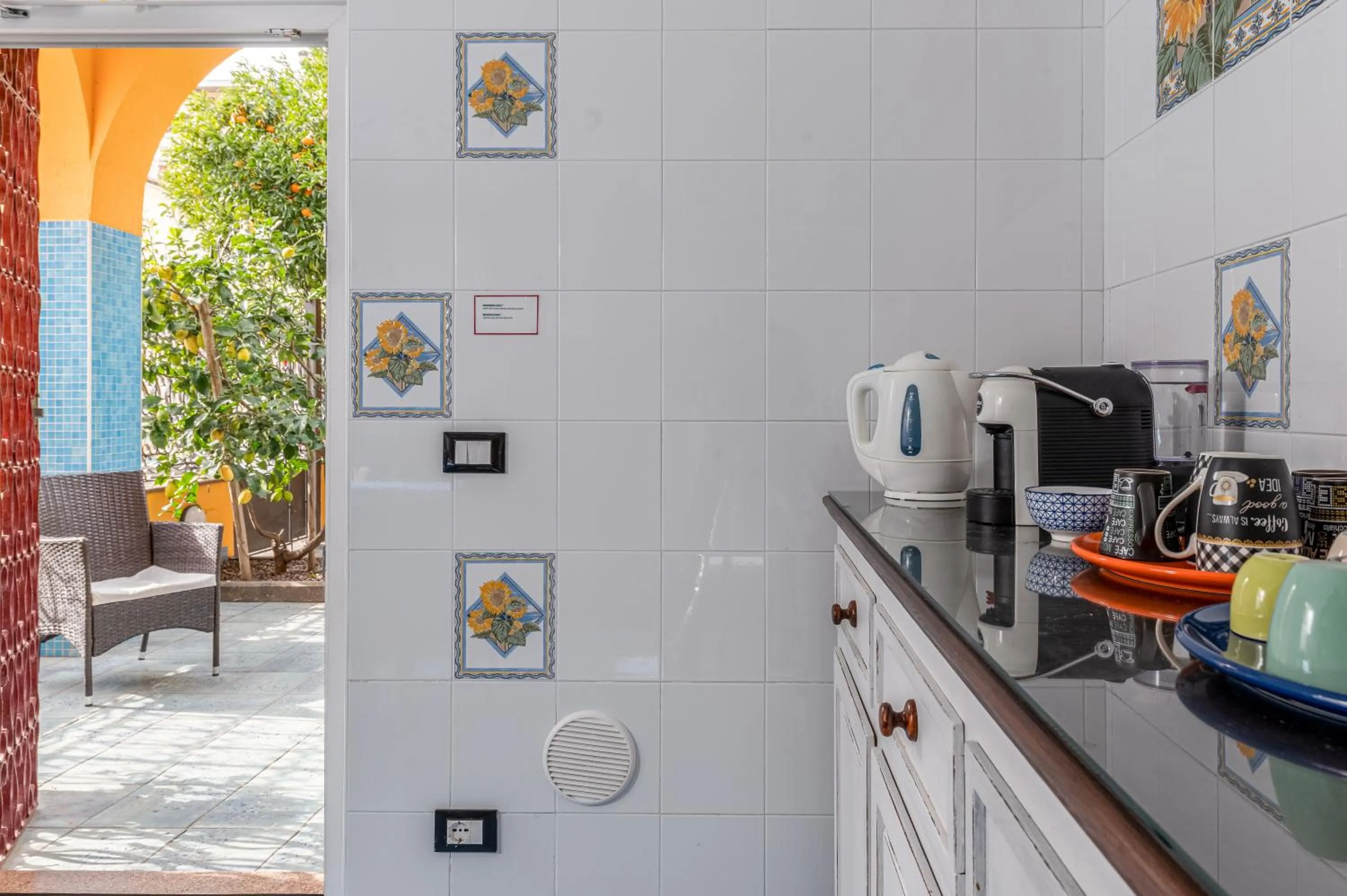 Coffee/tea facilities in La Casa di Bianca