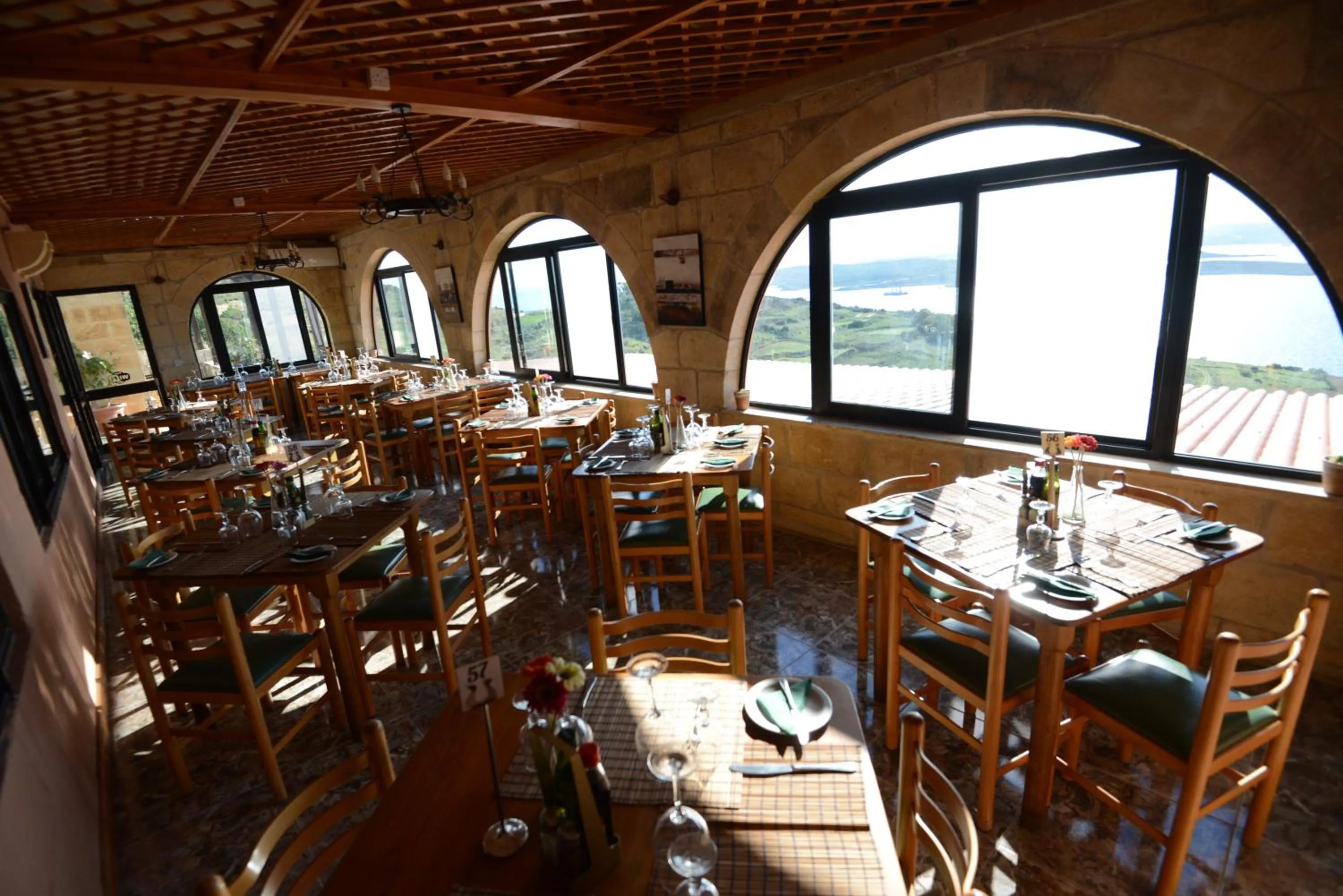 Restaurant/places to eat in Il-Bukkett B&B