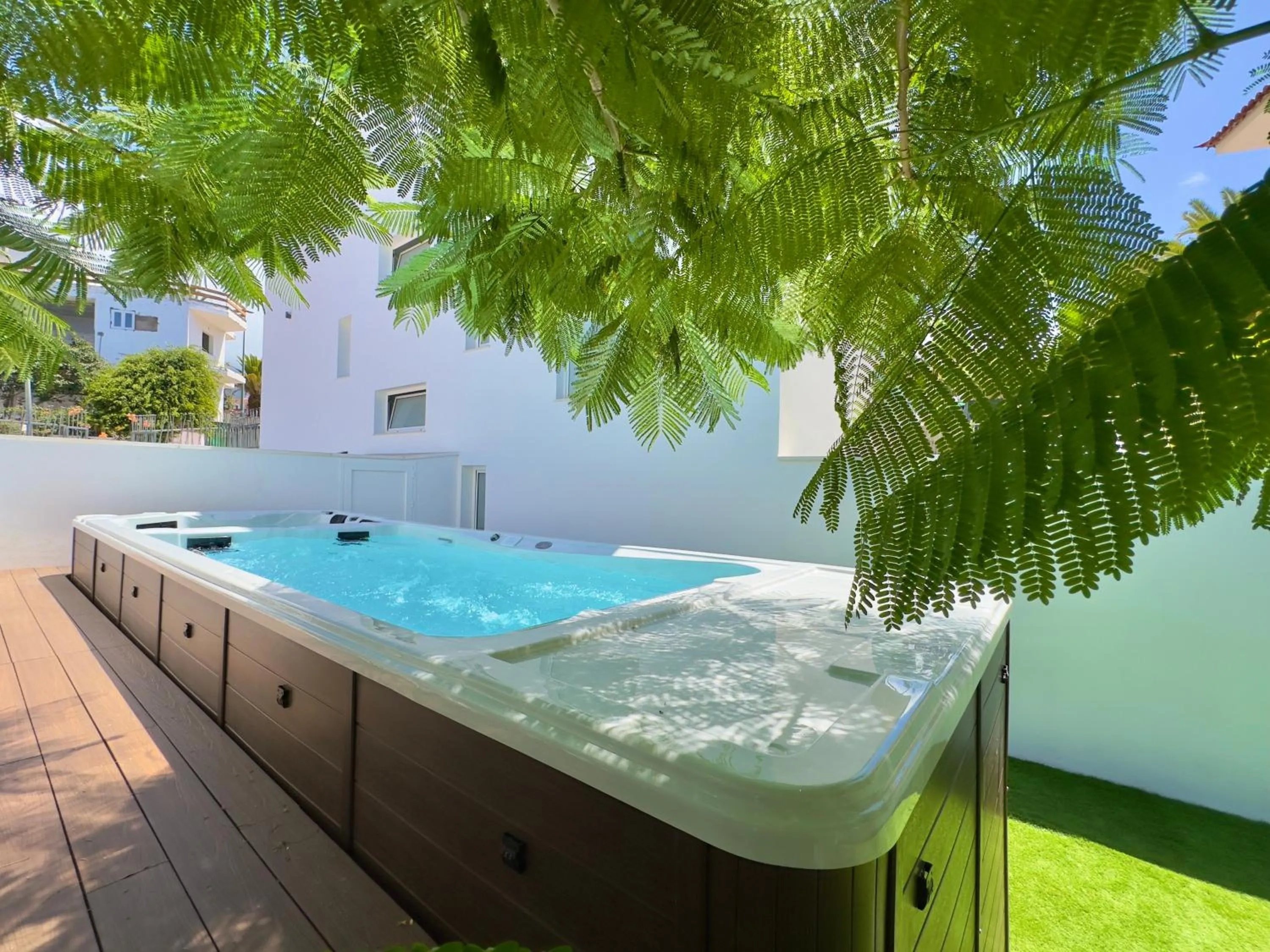 Restaurant/places to eat in The Blue Corner Apartments