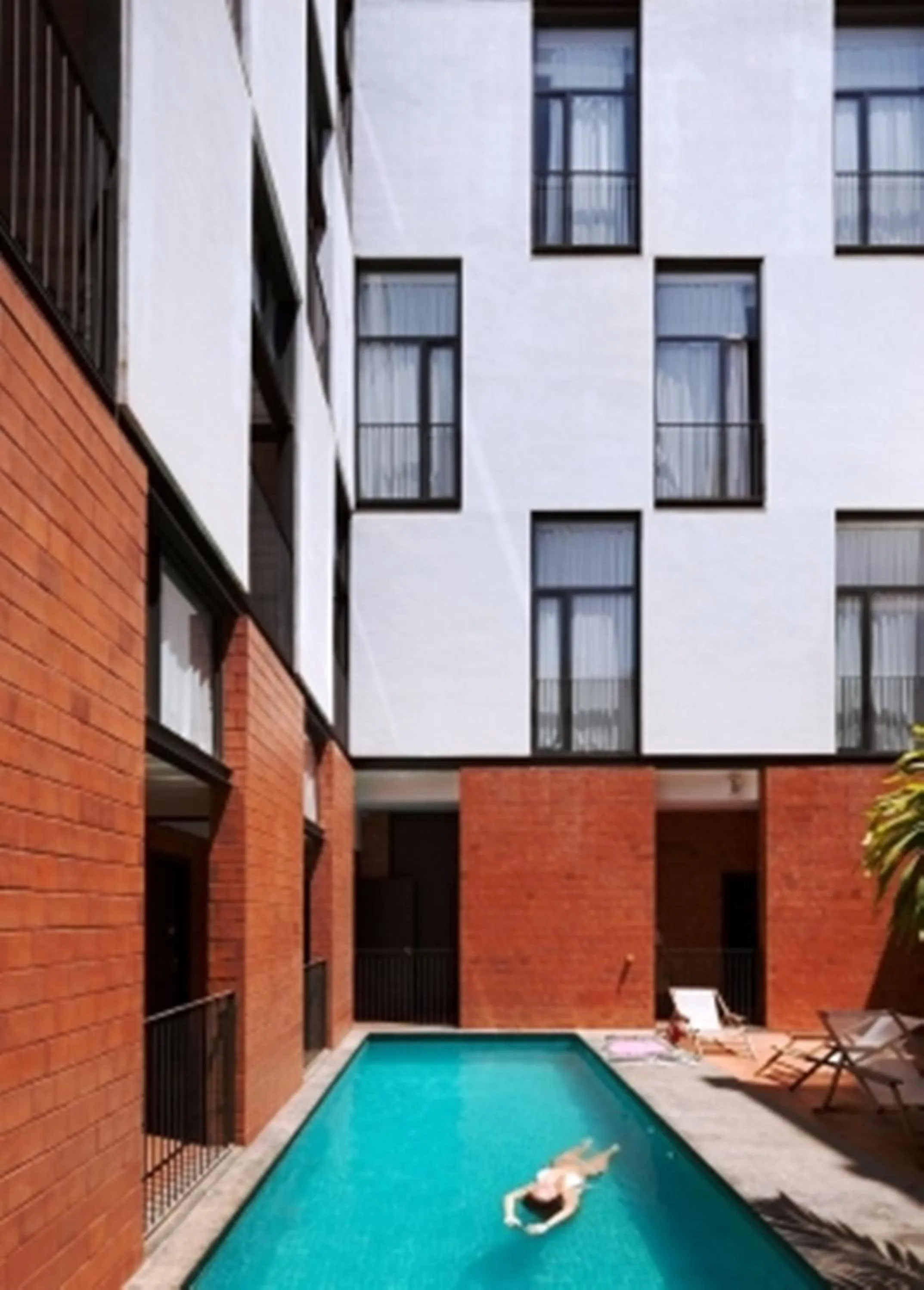 Property building in Villa 25