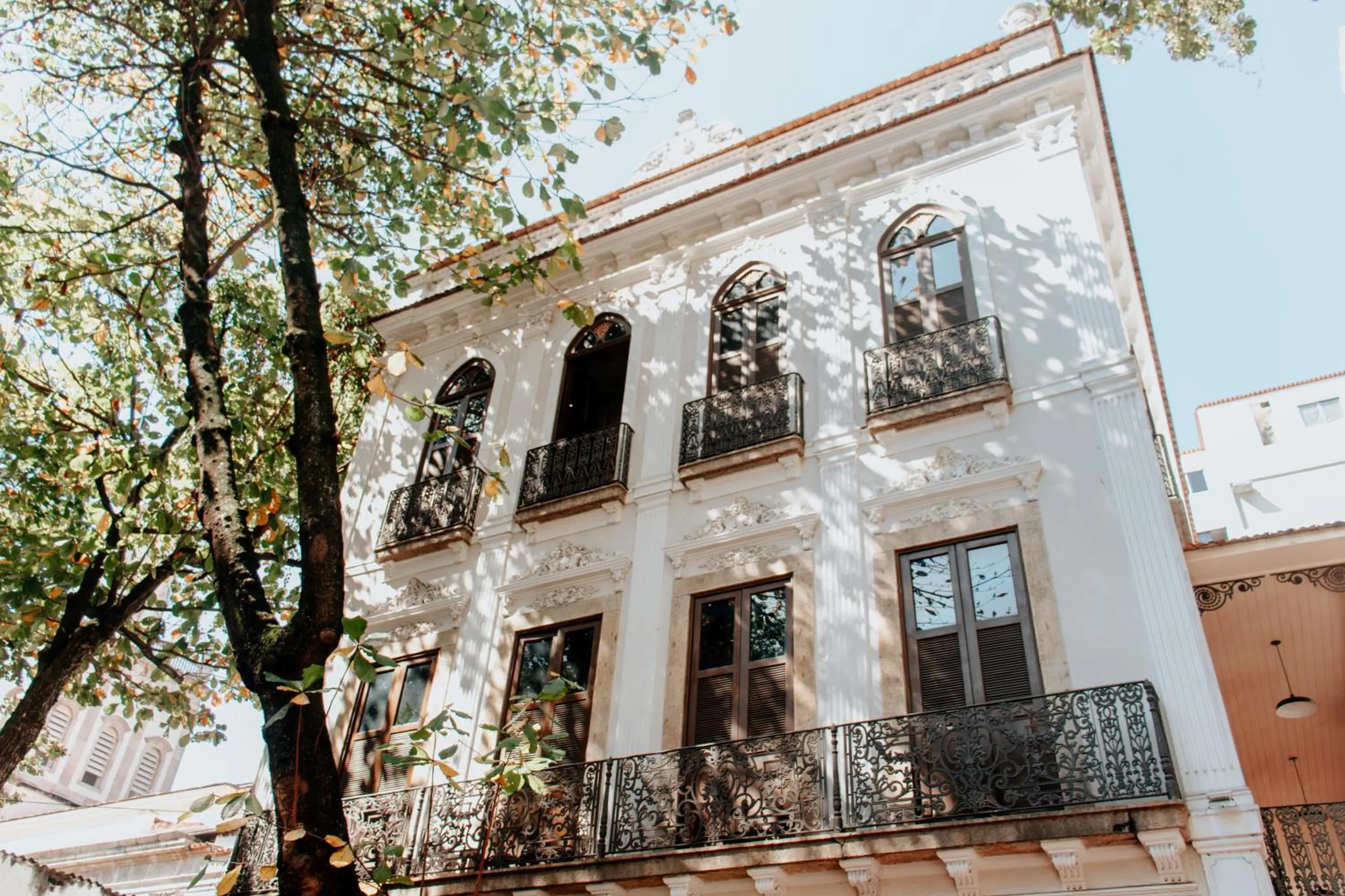 Property building in Villa 25