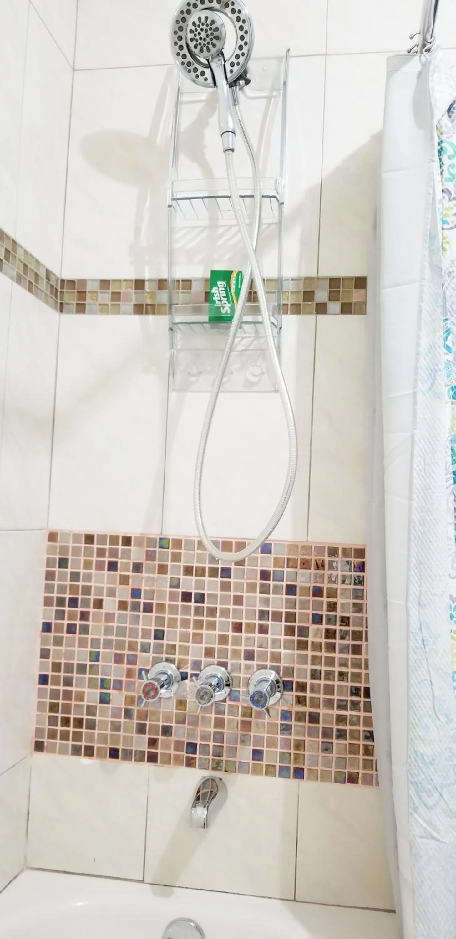 Shower in New Kingston Guest Apartments @ Donhead