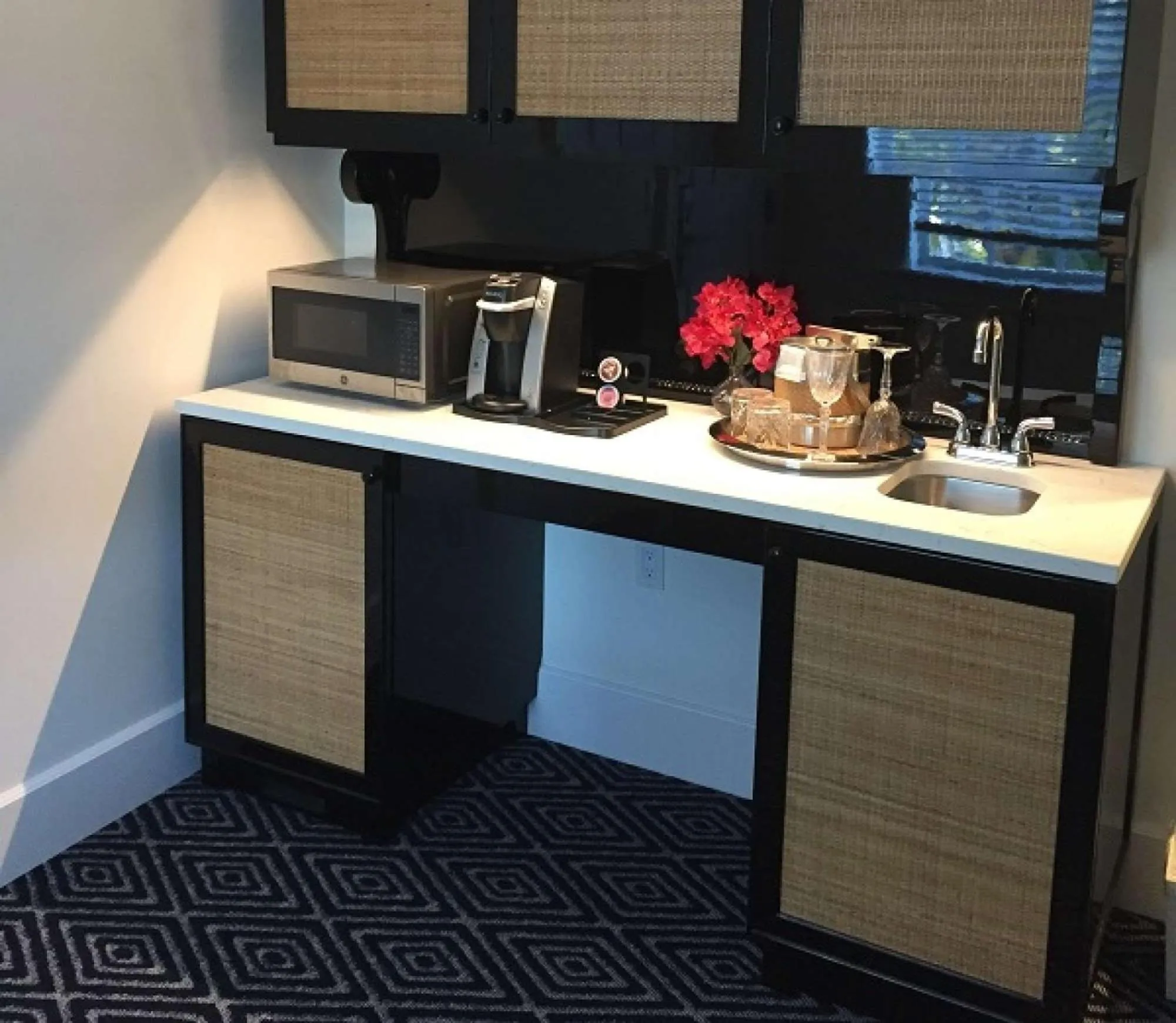 Photo of the whole room in Oceans Edge Key West