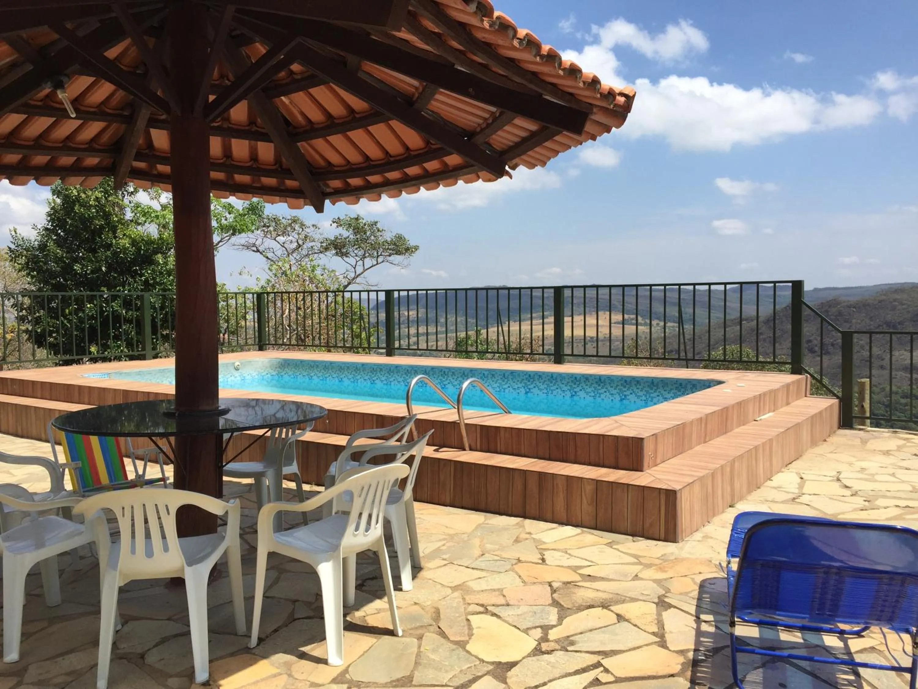 Pool view in Pousada Recanto das Pedras São Leopoldo