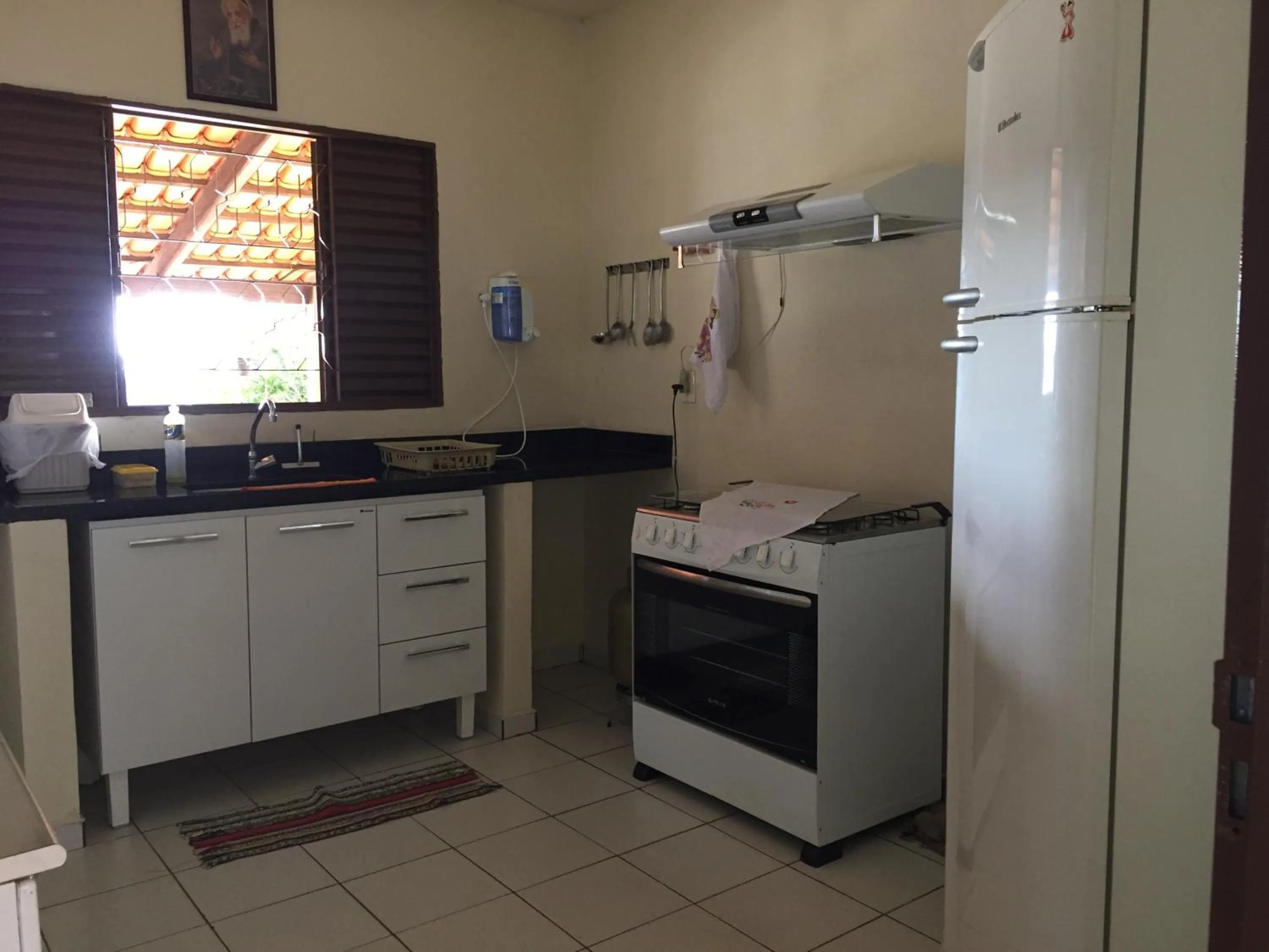 Communal kitchen in Pousada Recanto das Pedras São Leopoldo