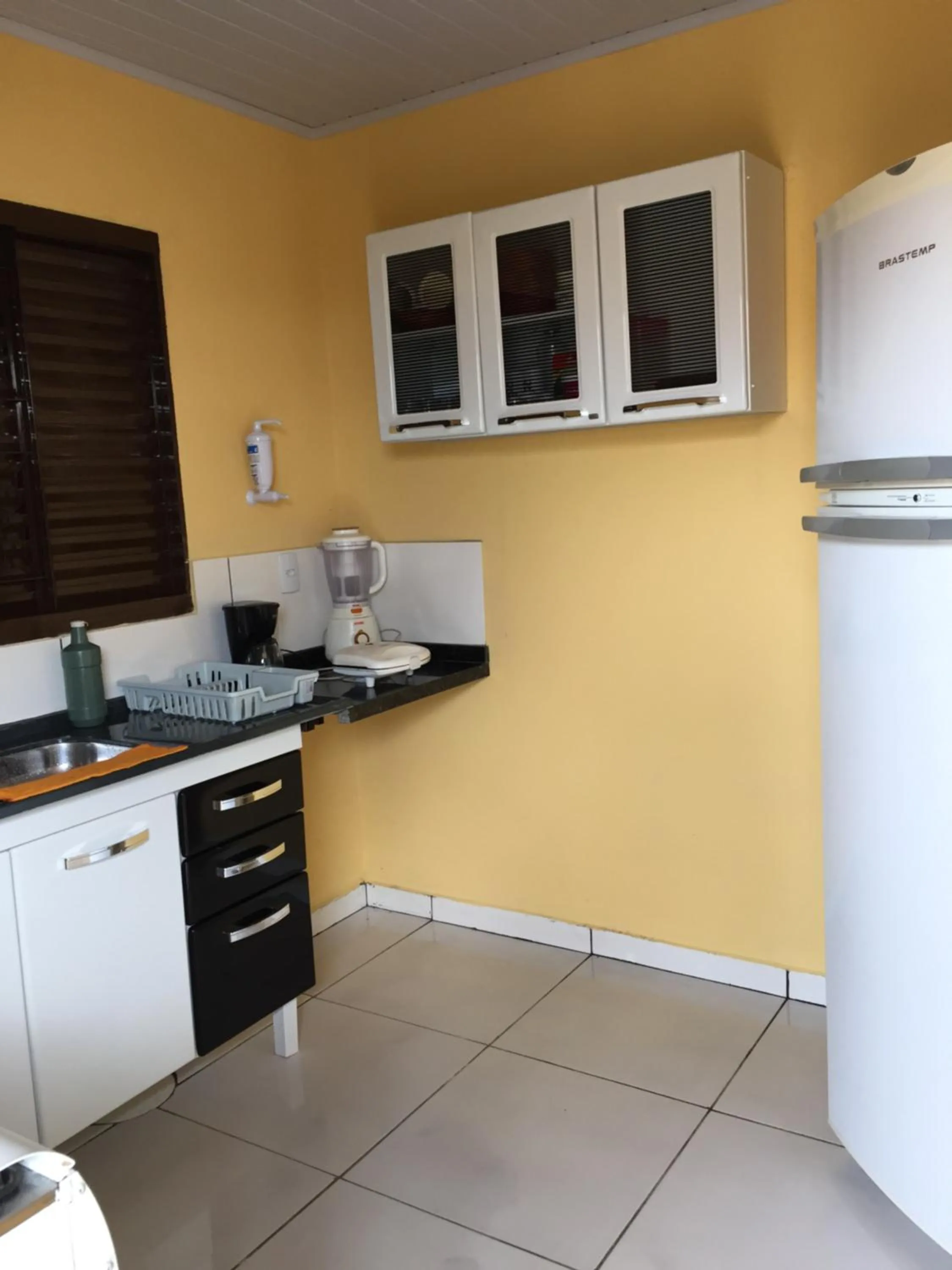 Communal kitchen in Pousada Recanto das Pedras São Leopoldo