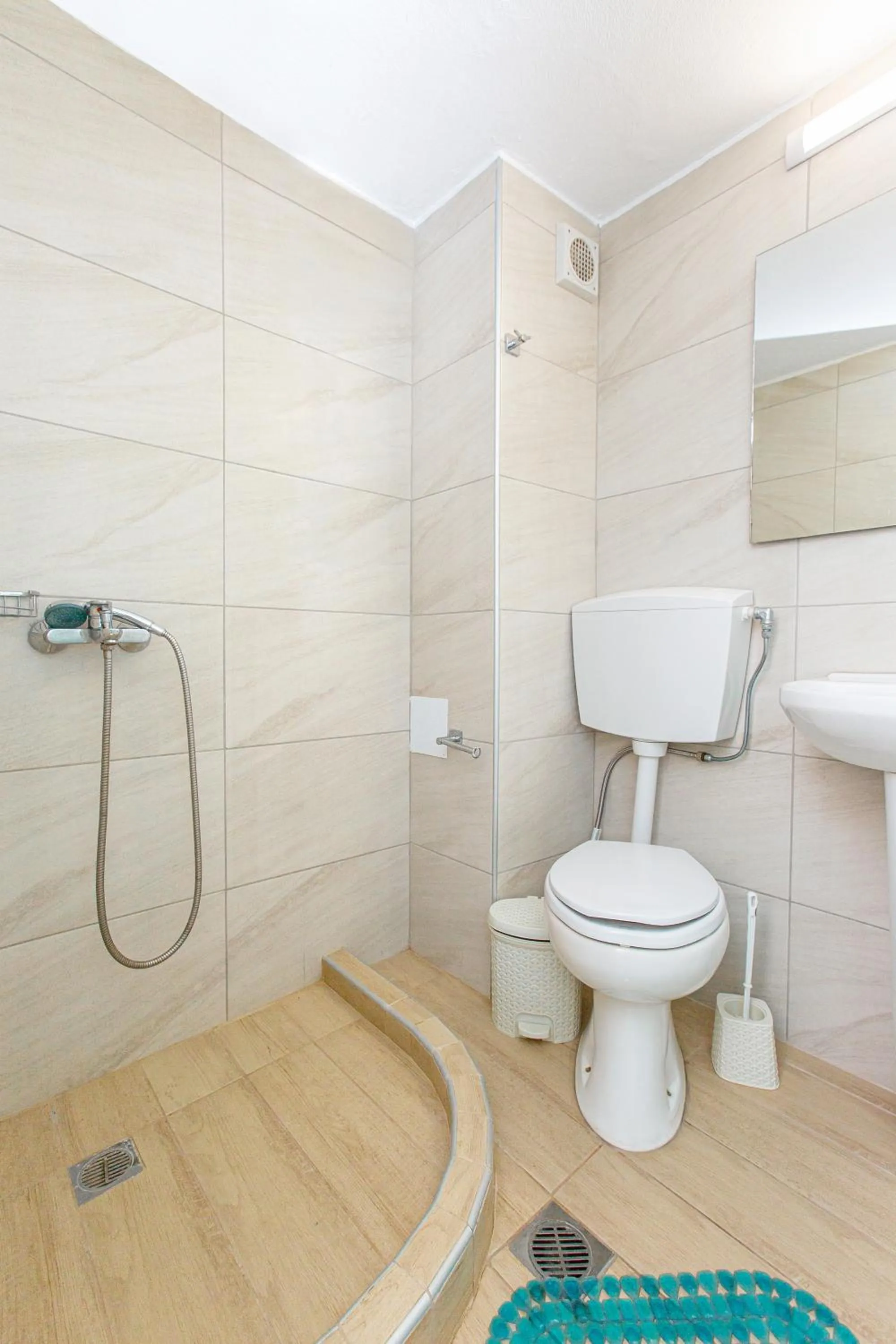 Bathroom in Hermes Hotel