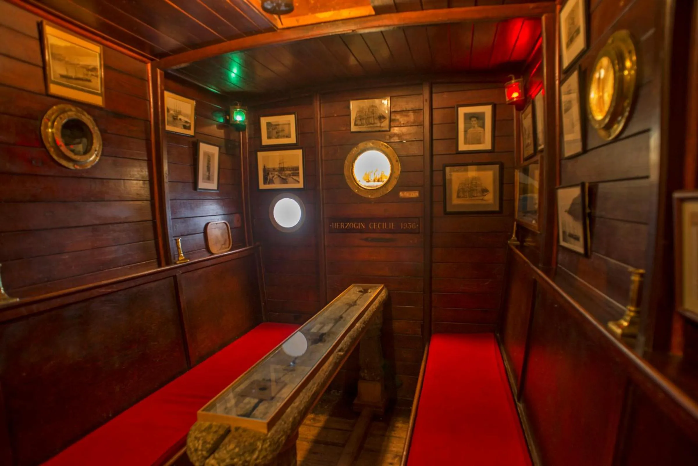 Property building in The Cottage Hotel