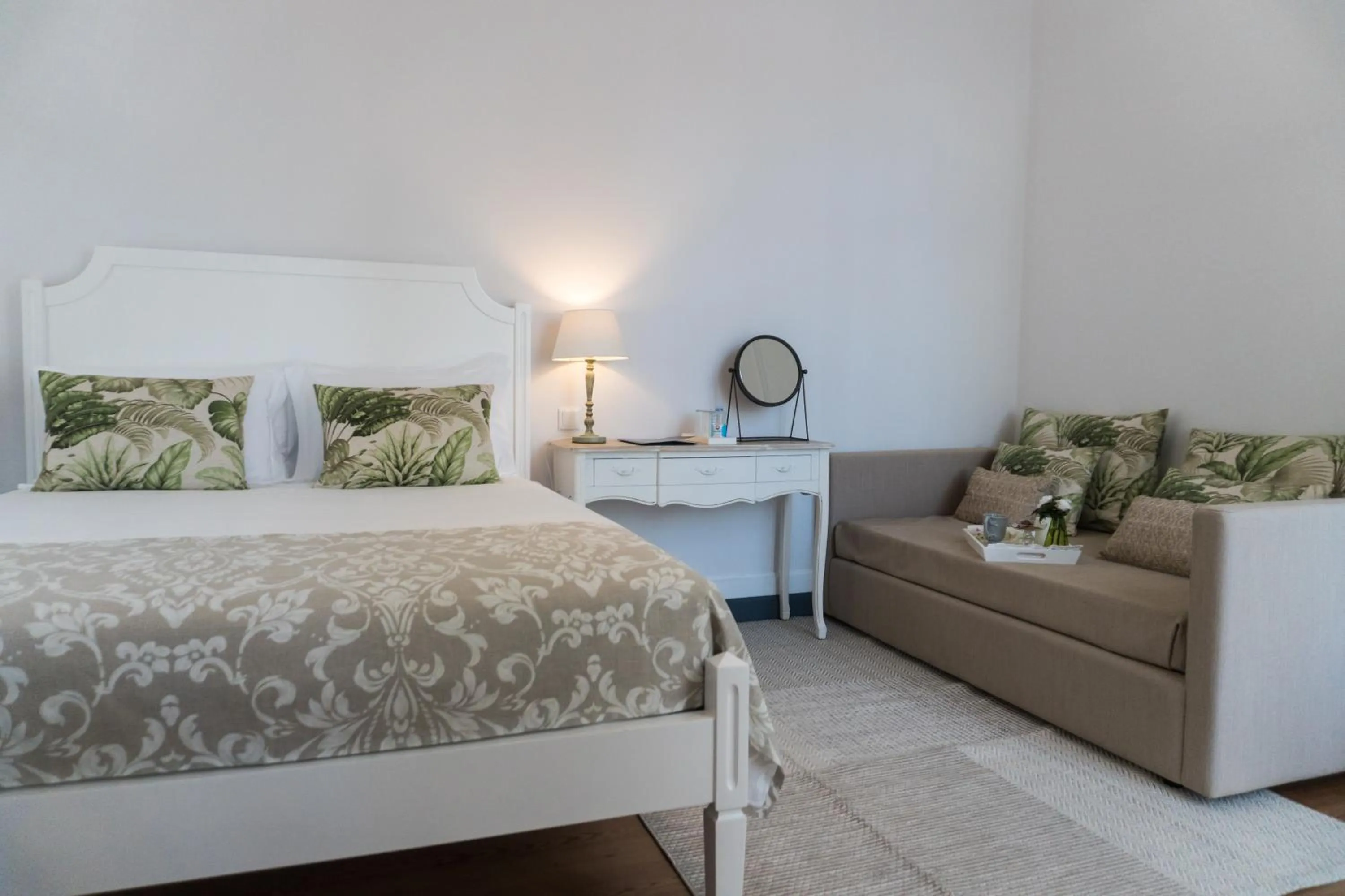 Bed in Casa das Palmeiras Charming House - Azores 1901