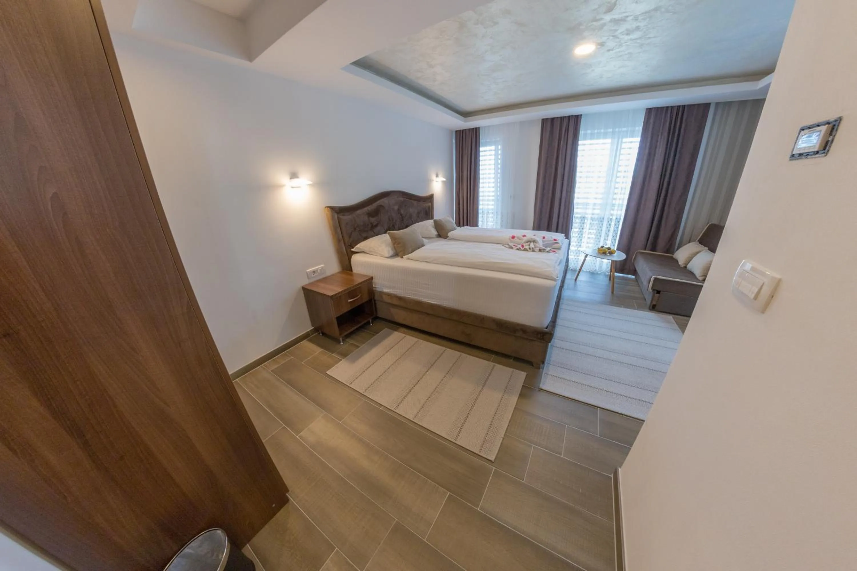 Photo of the whole room in Hotel Rekic