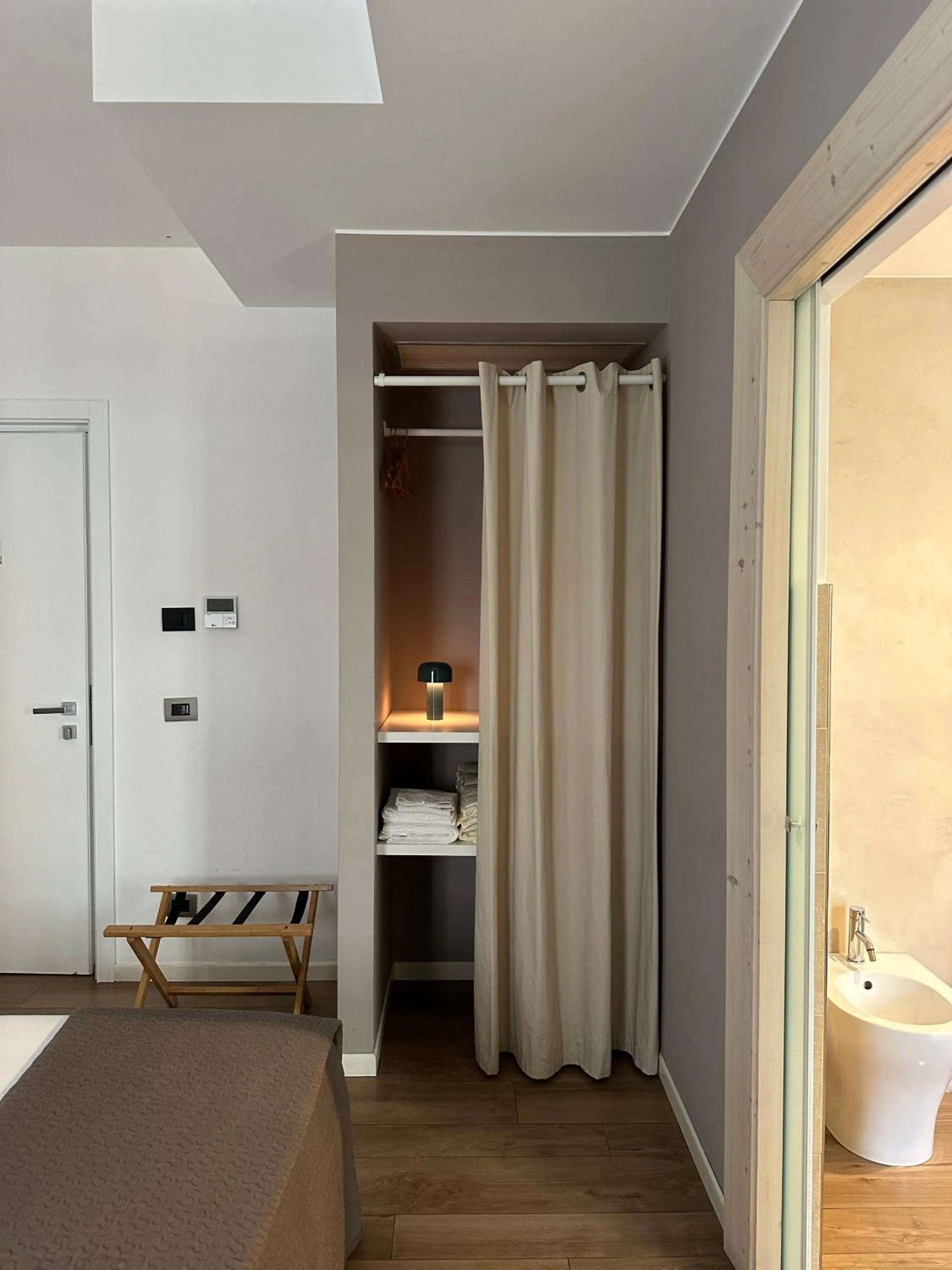 Double Room in Olivia Rooms Teocrito