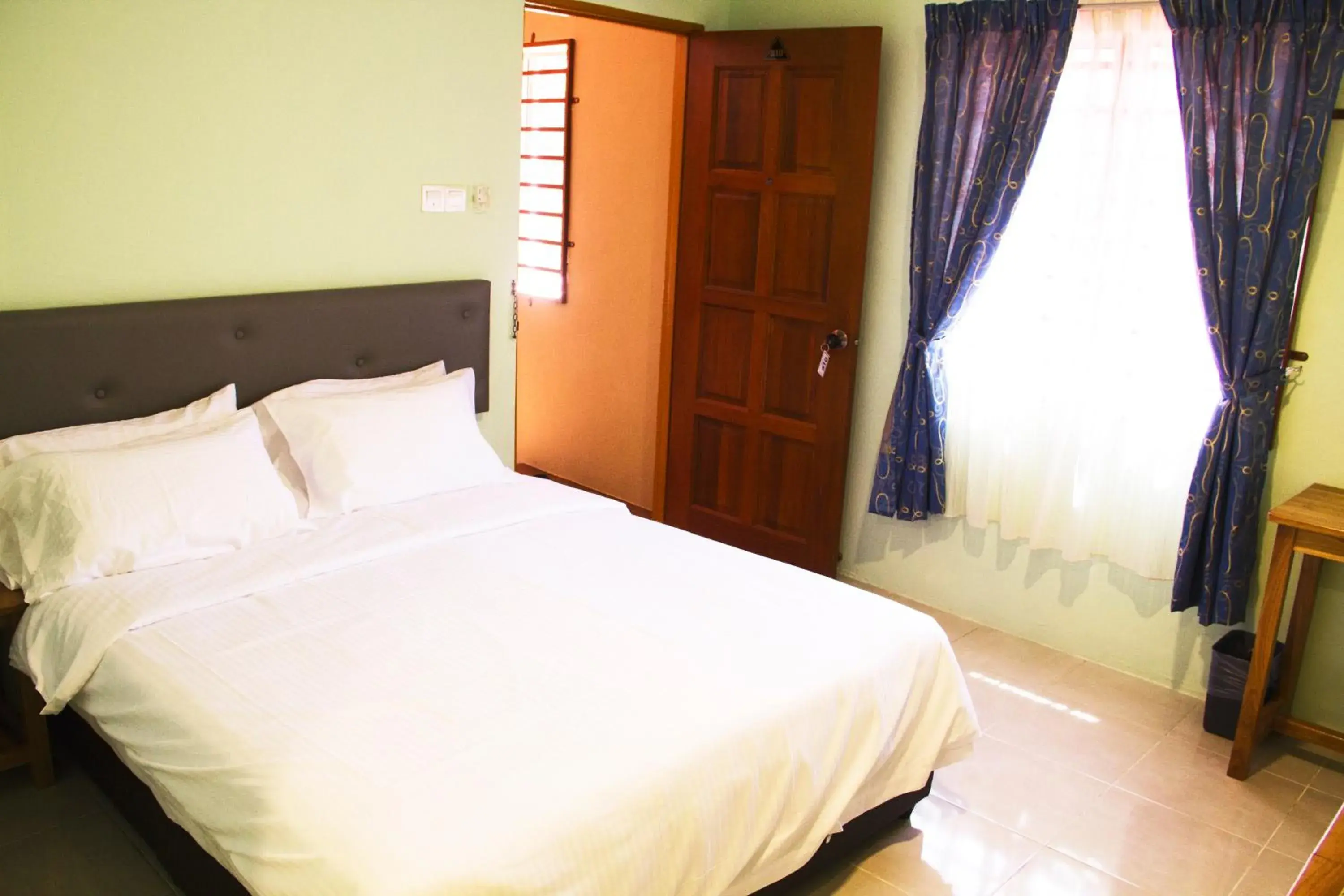 Bedroom in Angel Resthouse Hotel Bedroom in Angel Resthouse Hotel