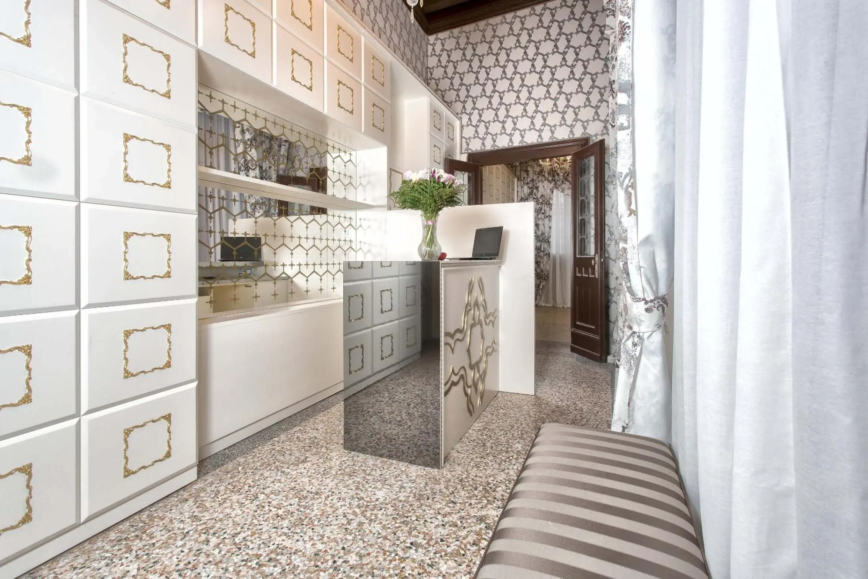 Lobby or reception in Hotel Ca' Nobile Corner Lobby or reception in Hotel Ca' Nobile Corner