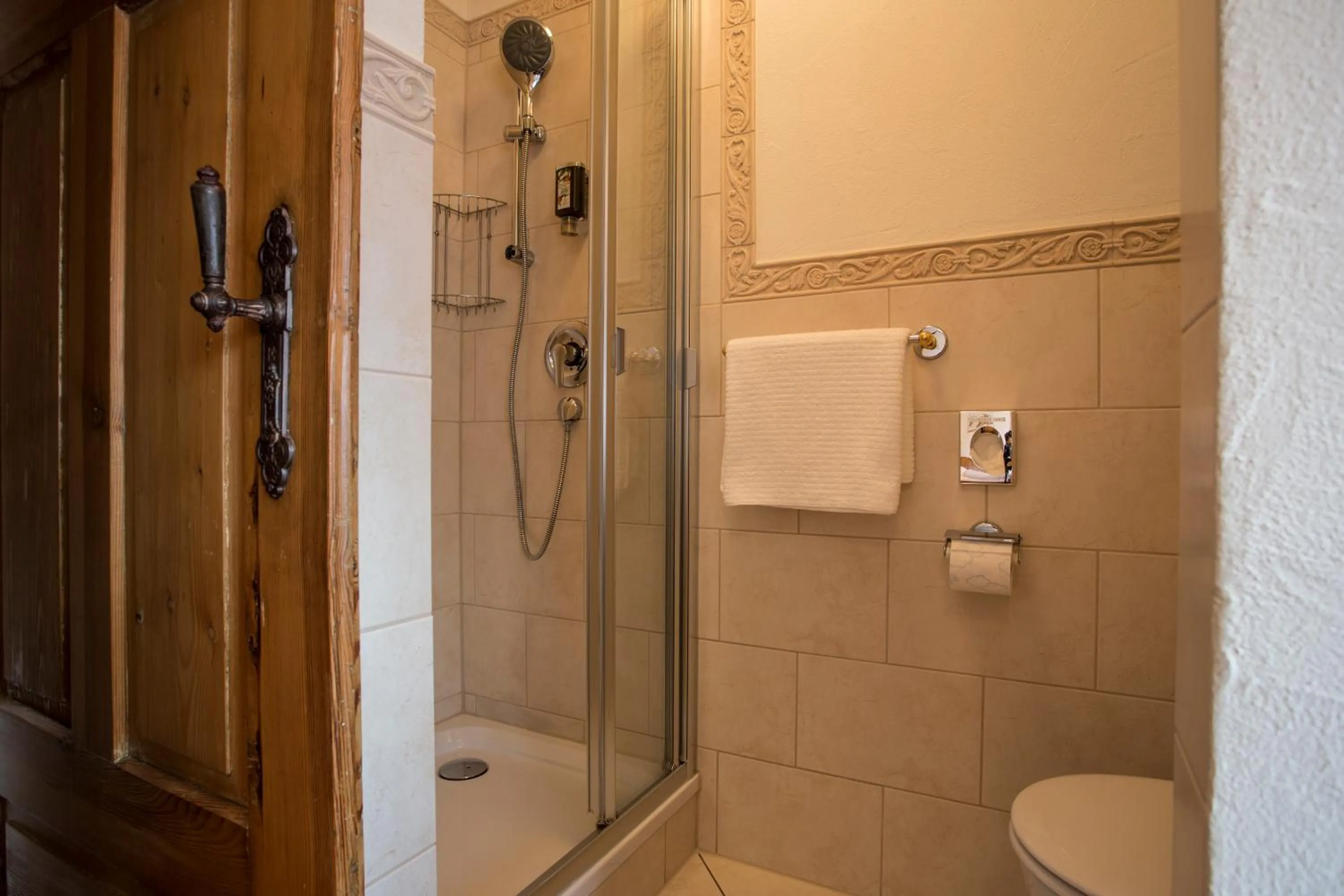 Photo of the whole room in Meiser Rosenstuben Hotel