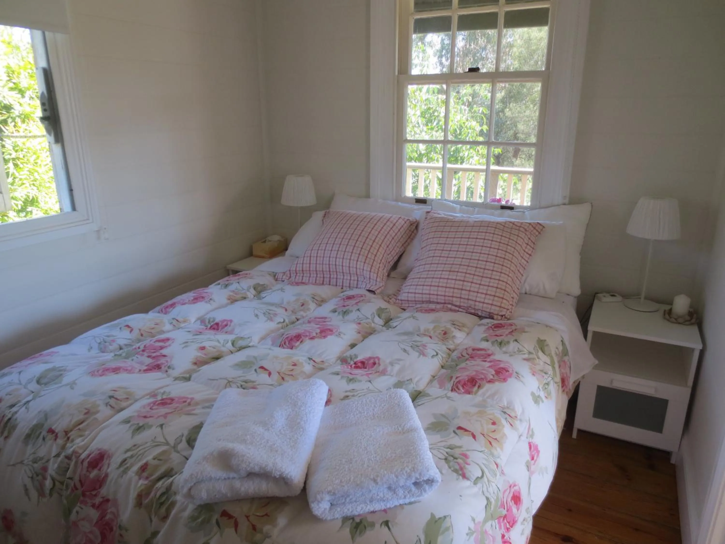 Walnut Cottage via Leongatha