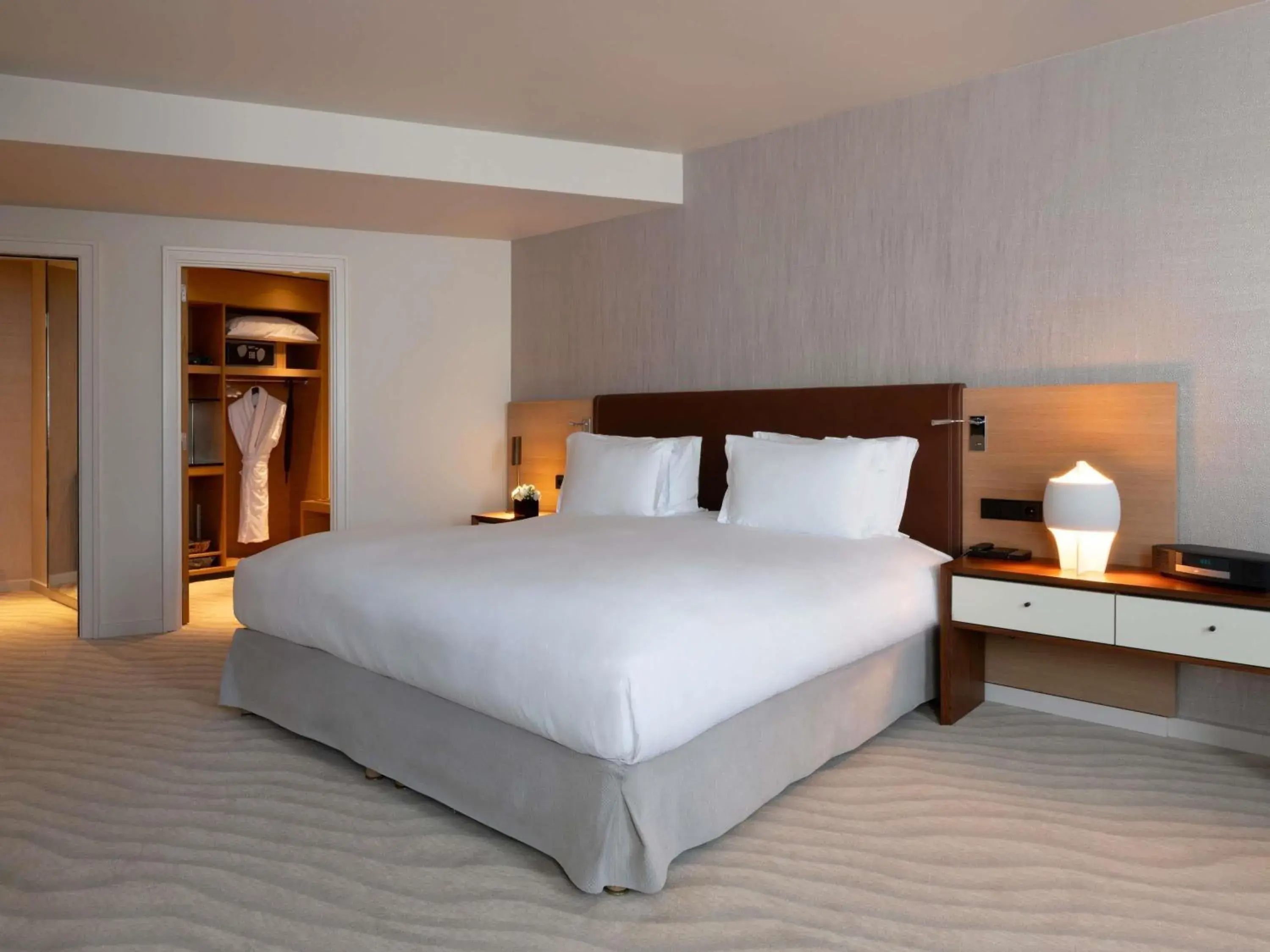 Bedroom, Bed in Sofitel Luxembourg Le Grand Ducal Bedroom, Bed in Sofitel Luxembourg Le Grand Ducal