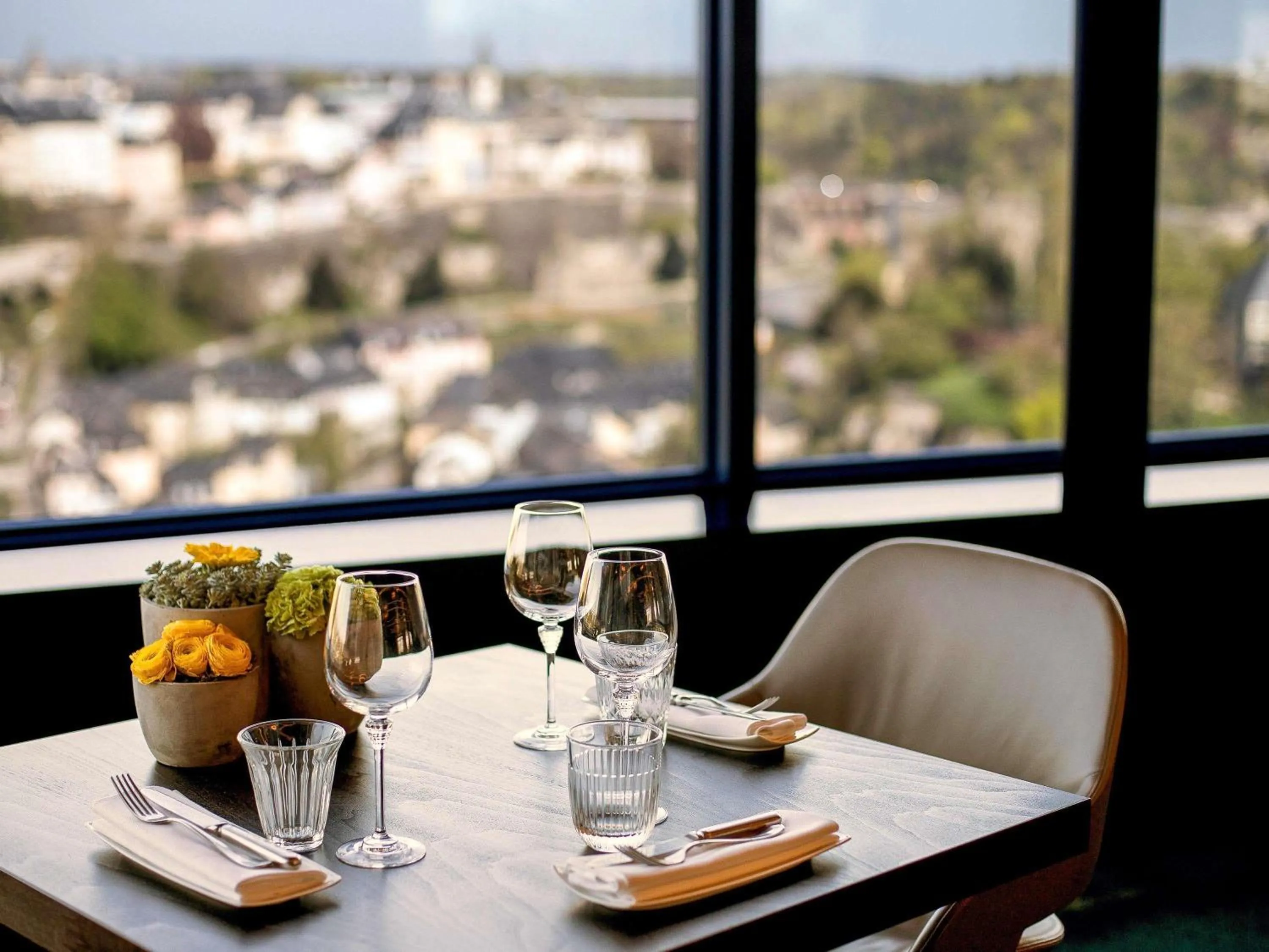 Restaurant/places to eat in Sofitel Luxembourg Le Grand Ducal