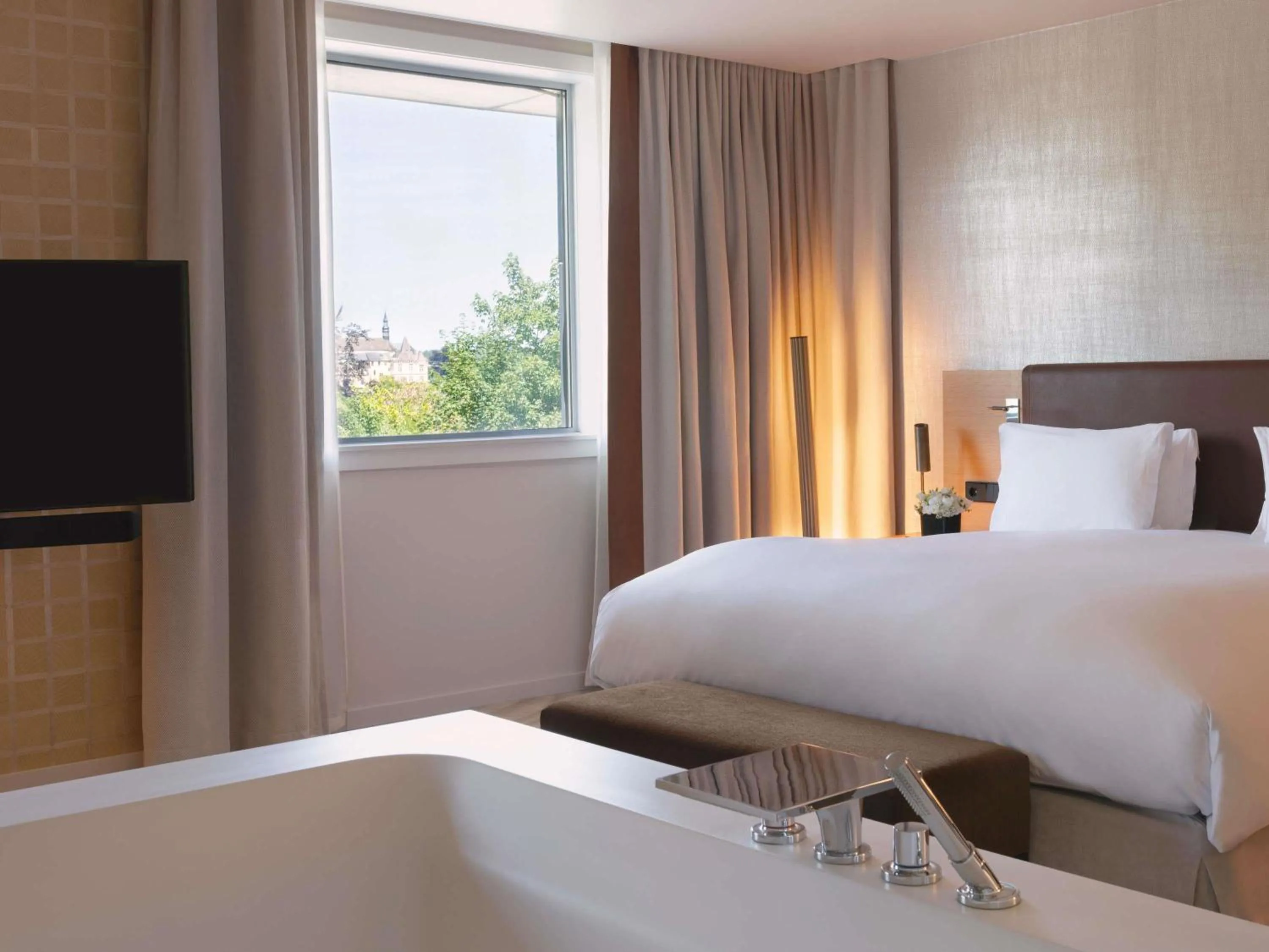 Bedroom, Bed in Sofitel Luxembourg Le Grand Ducal
