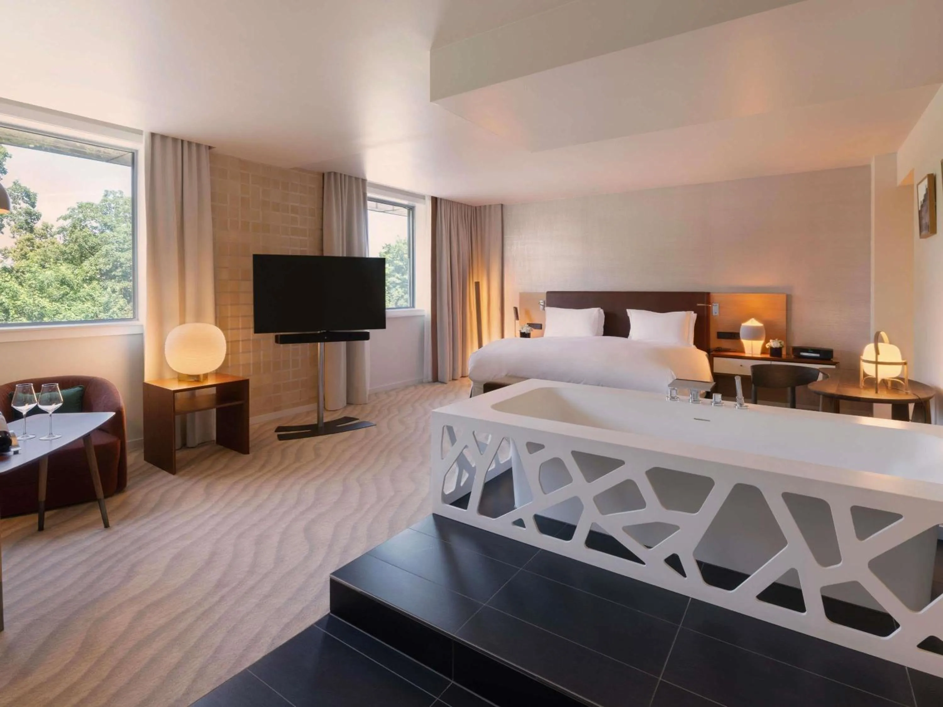 Bedroom, Bed in Sofitel Luxembourg Le Grand Ducal