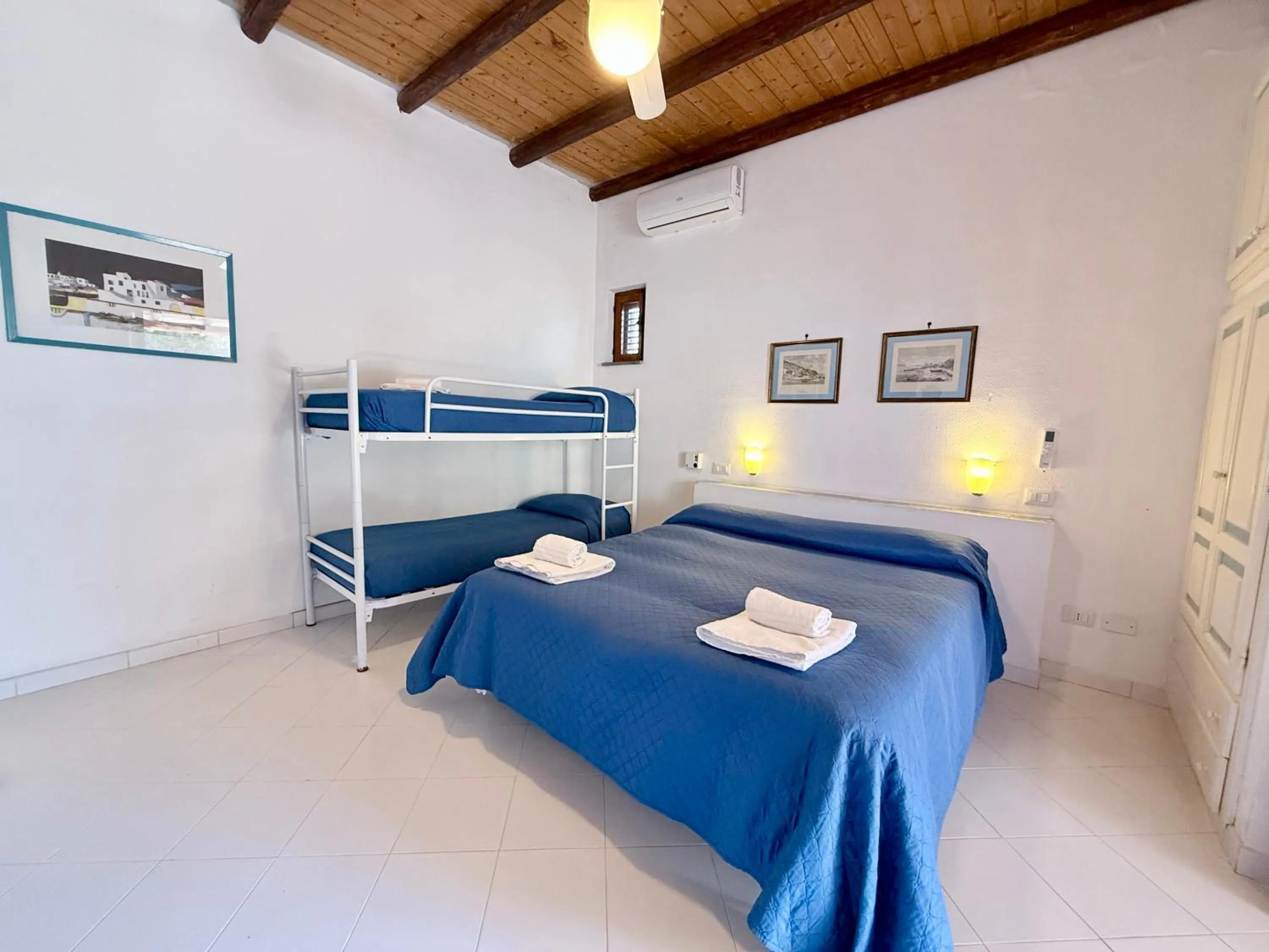 Studio with Terrace in La Casa al Mare Vulcano