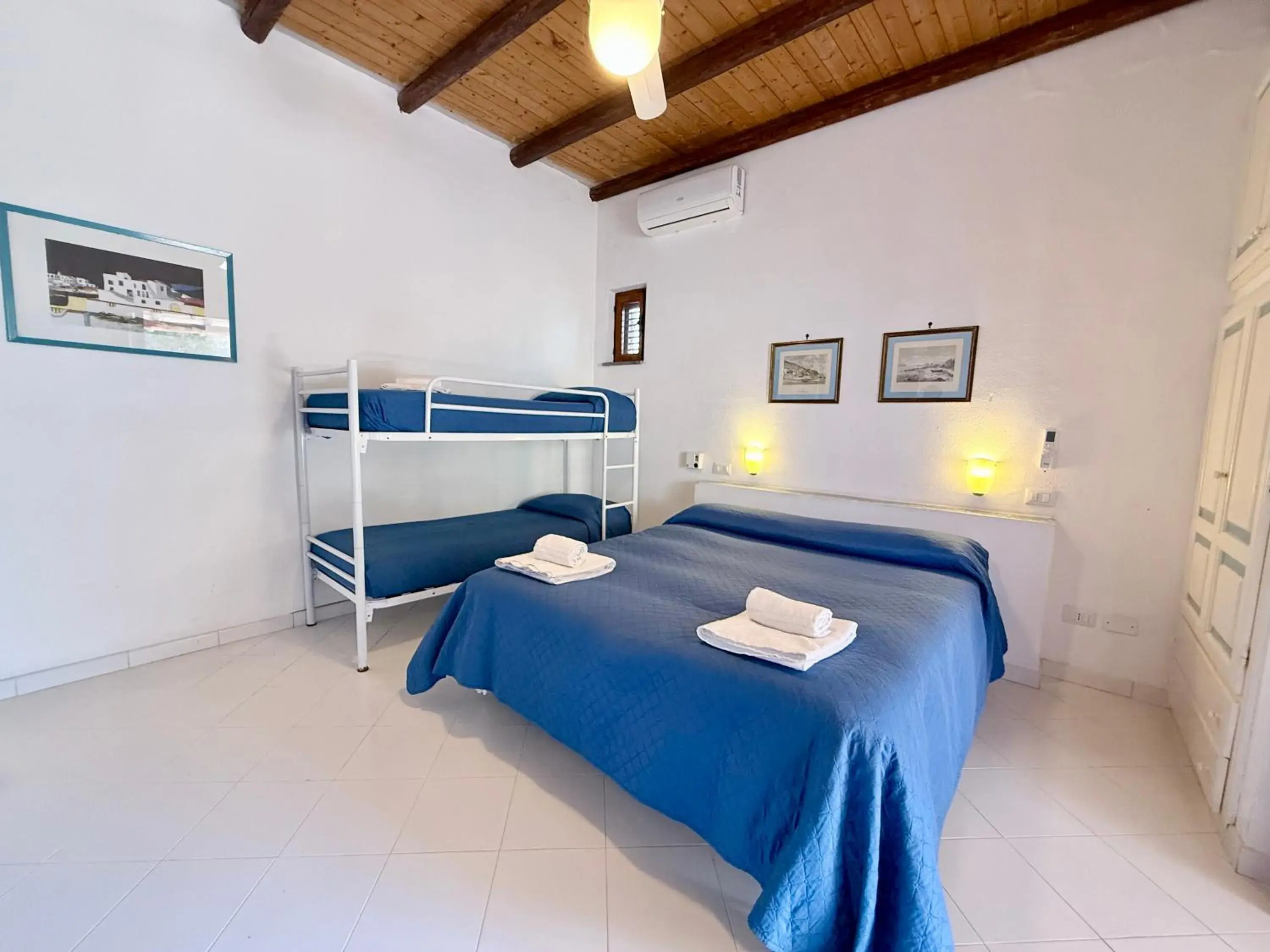 Studio with Terrace in La Casa al Mare Vulcano Studio with Terrace in La Casa al Mare Vulcano