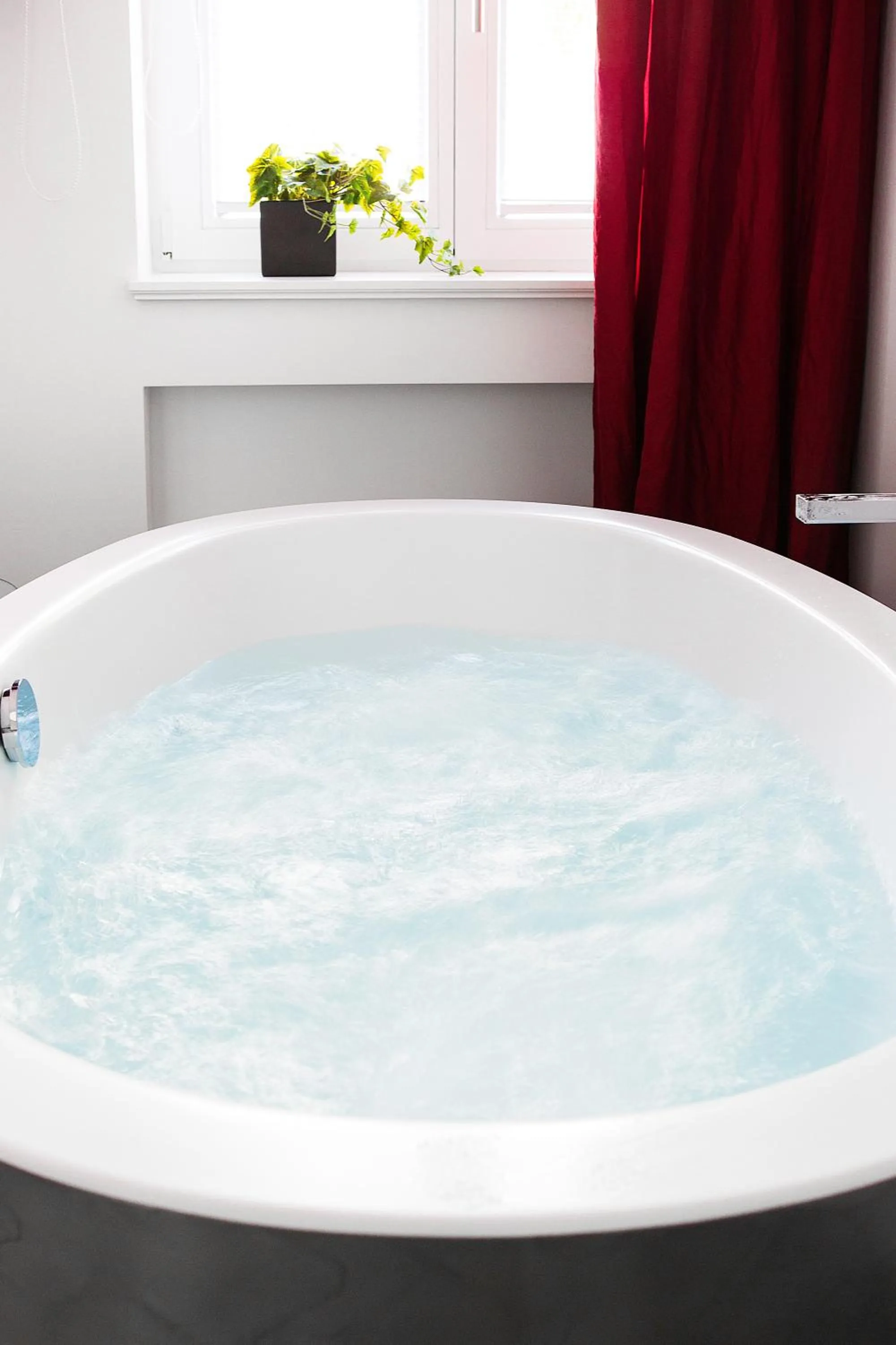 Hot Tub in 1st Floor Köln 2