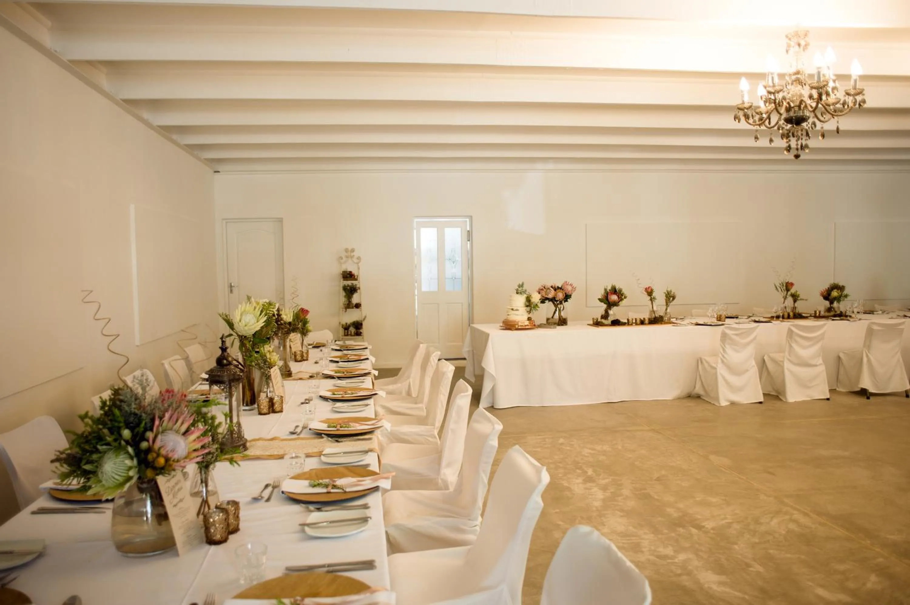Banquet/Function facilities in Mont d'Or Swartberg Hotel
