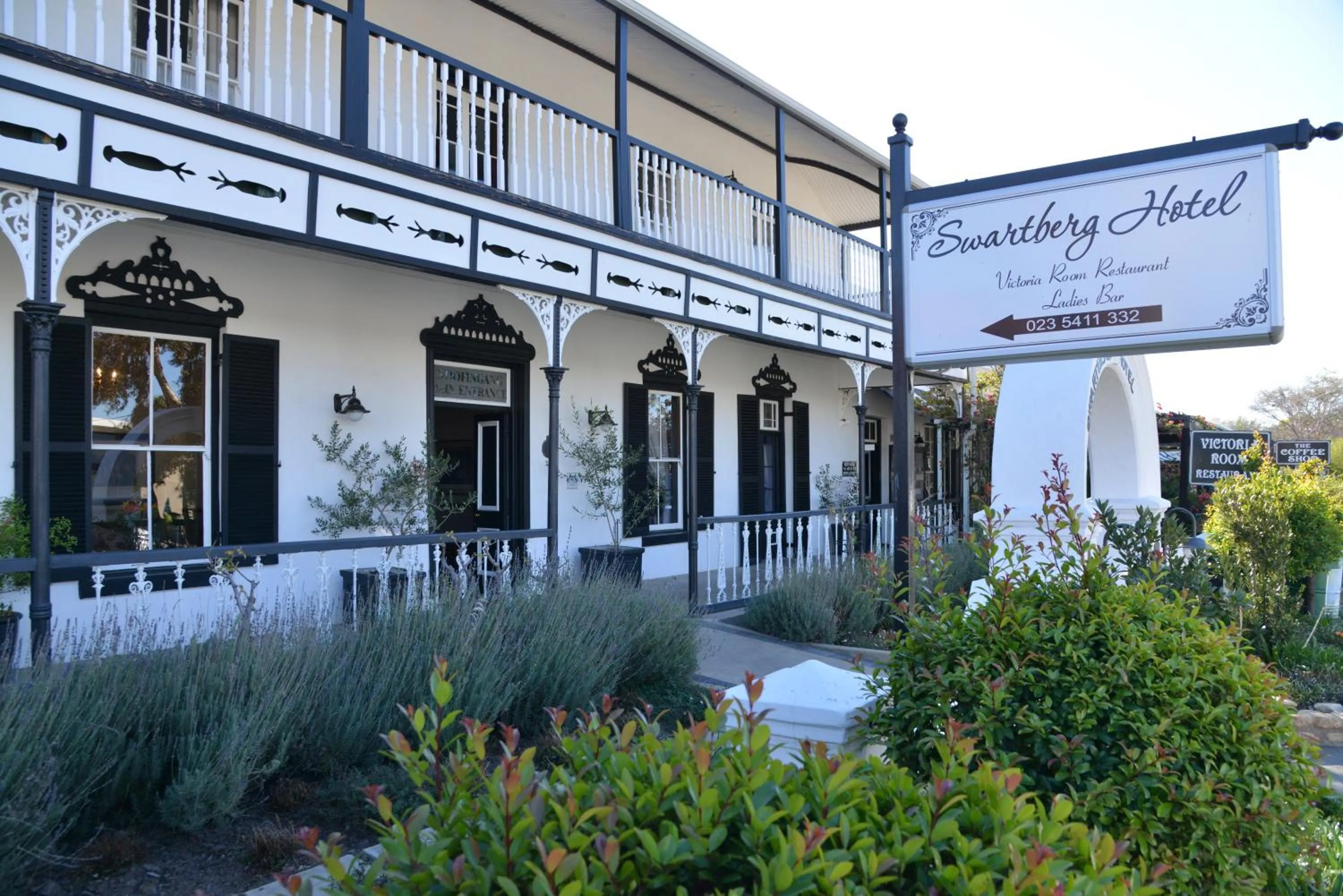 Property building in Mont d'Or Swartberg Hotel