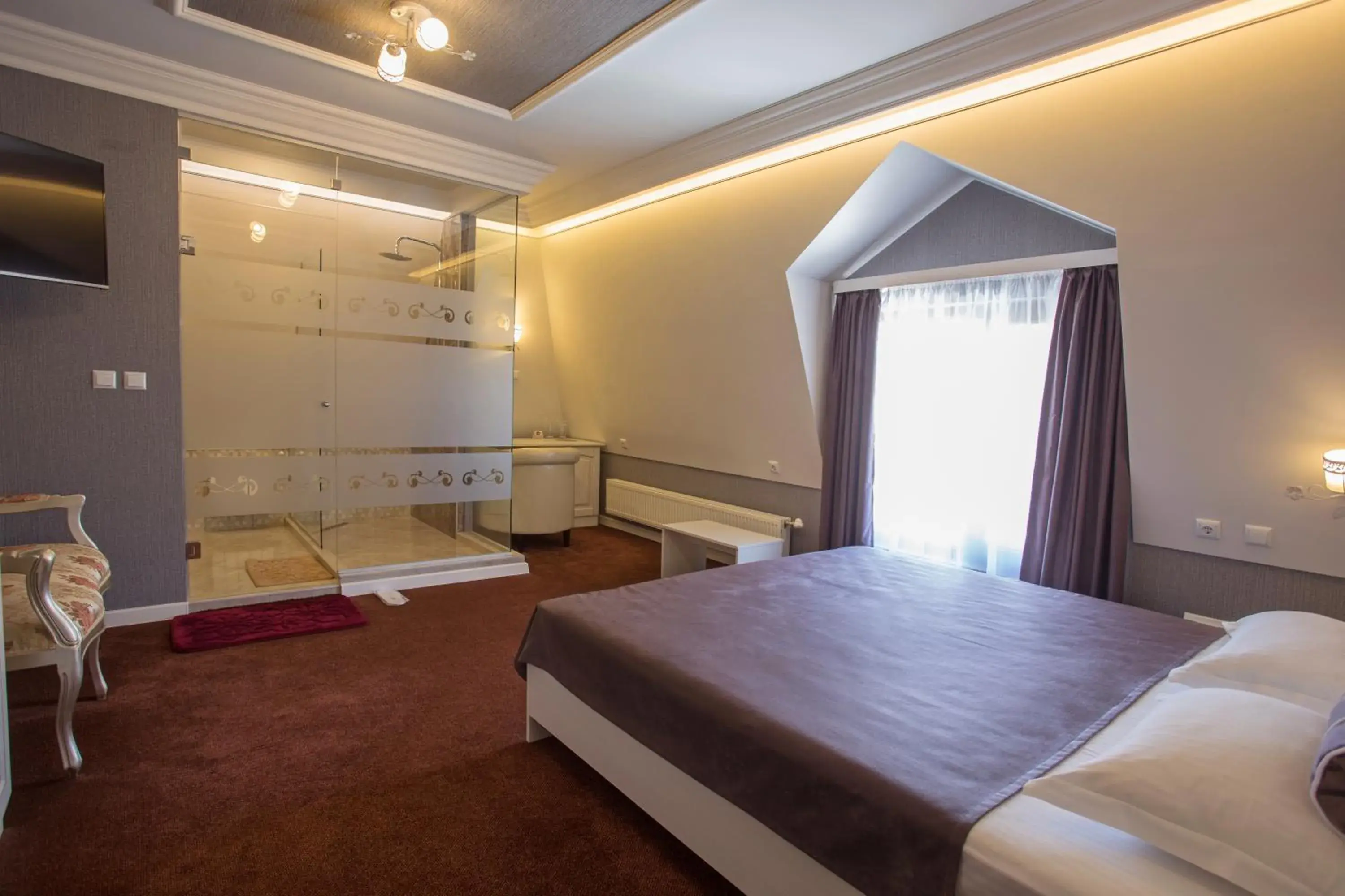 Deluxe Double Room in Hotel Green Garden Deluxe Double Room in Hotel Green Garden