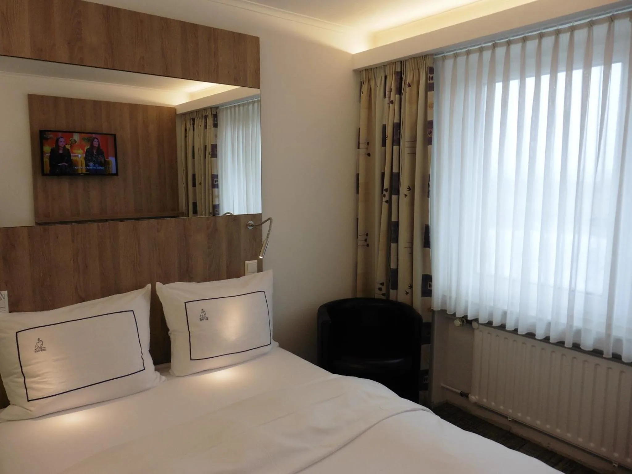 Bedroom, Bed in Hotel Empire