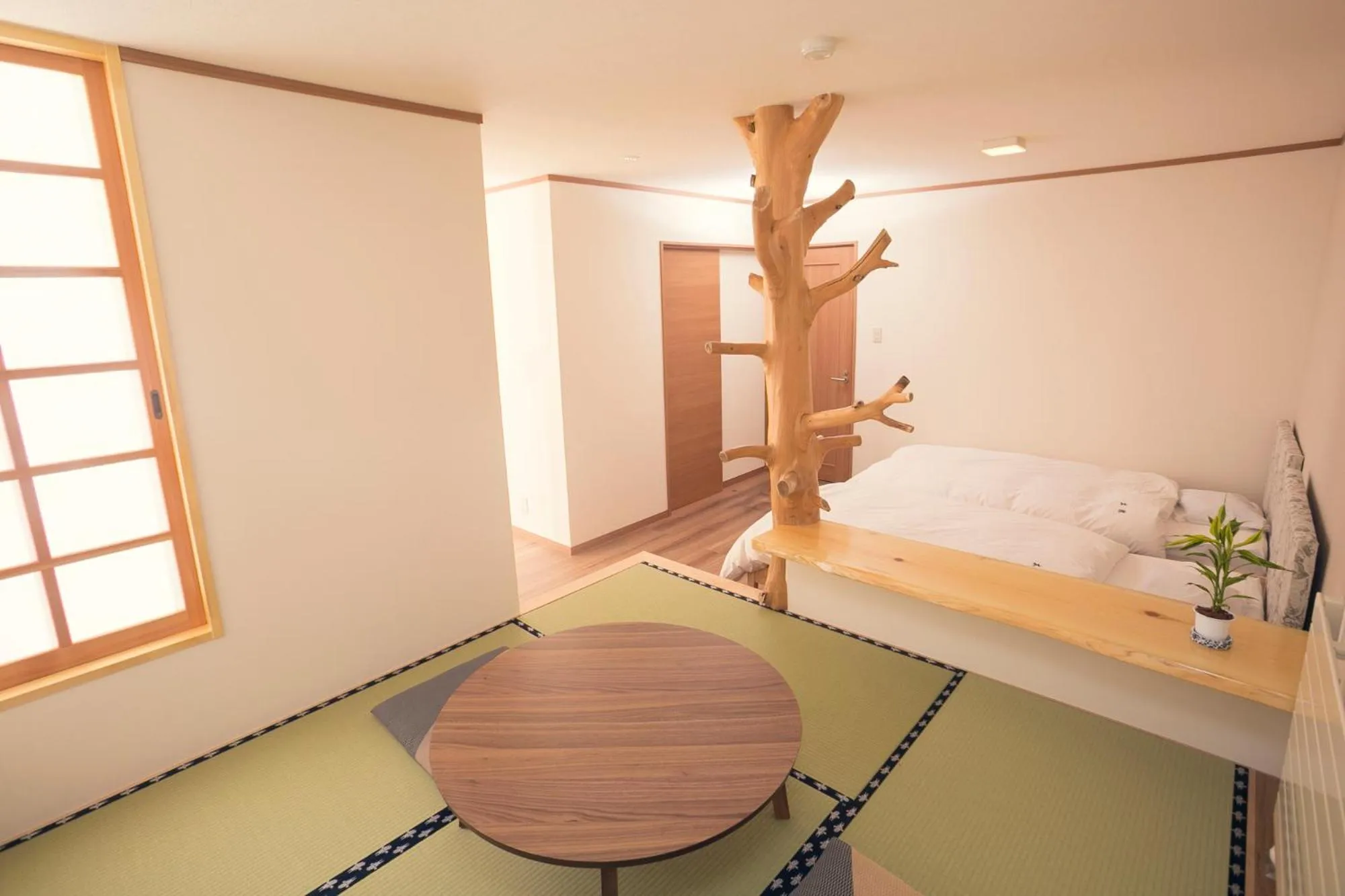 Photo of the whole room in Ryokan Mokuzin