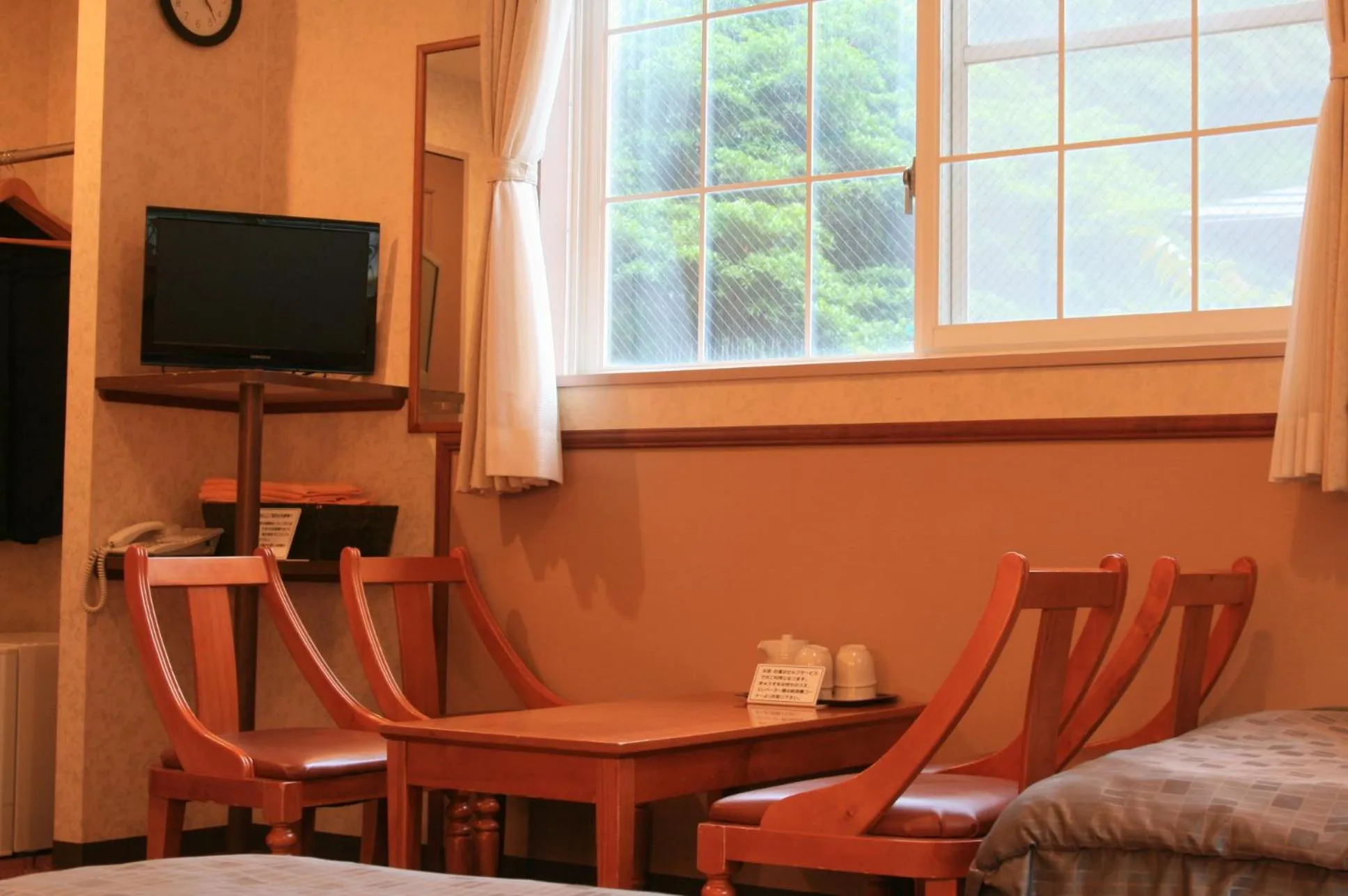 Photo of the whole room in Atami Hotel Paipuno Kemuri