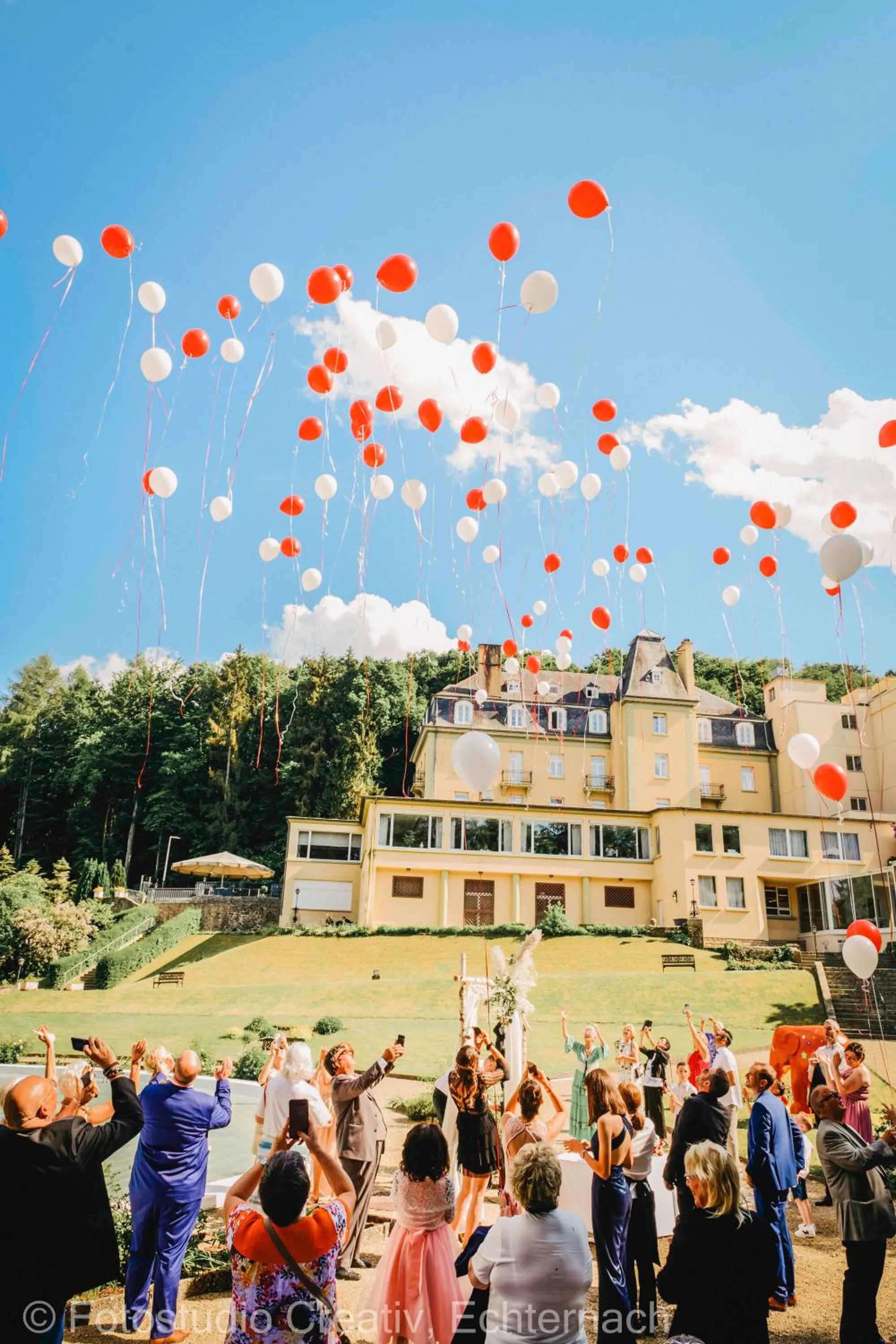 group of guests in Hotel Bel Air Trail & Wellness
