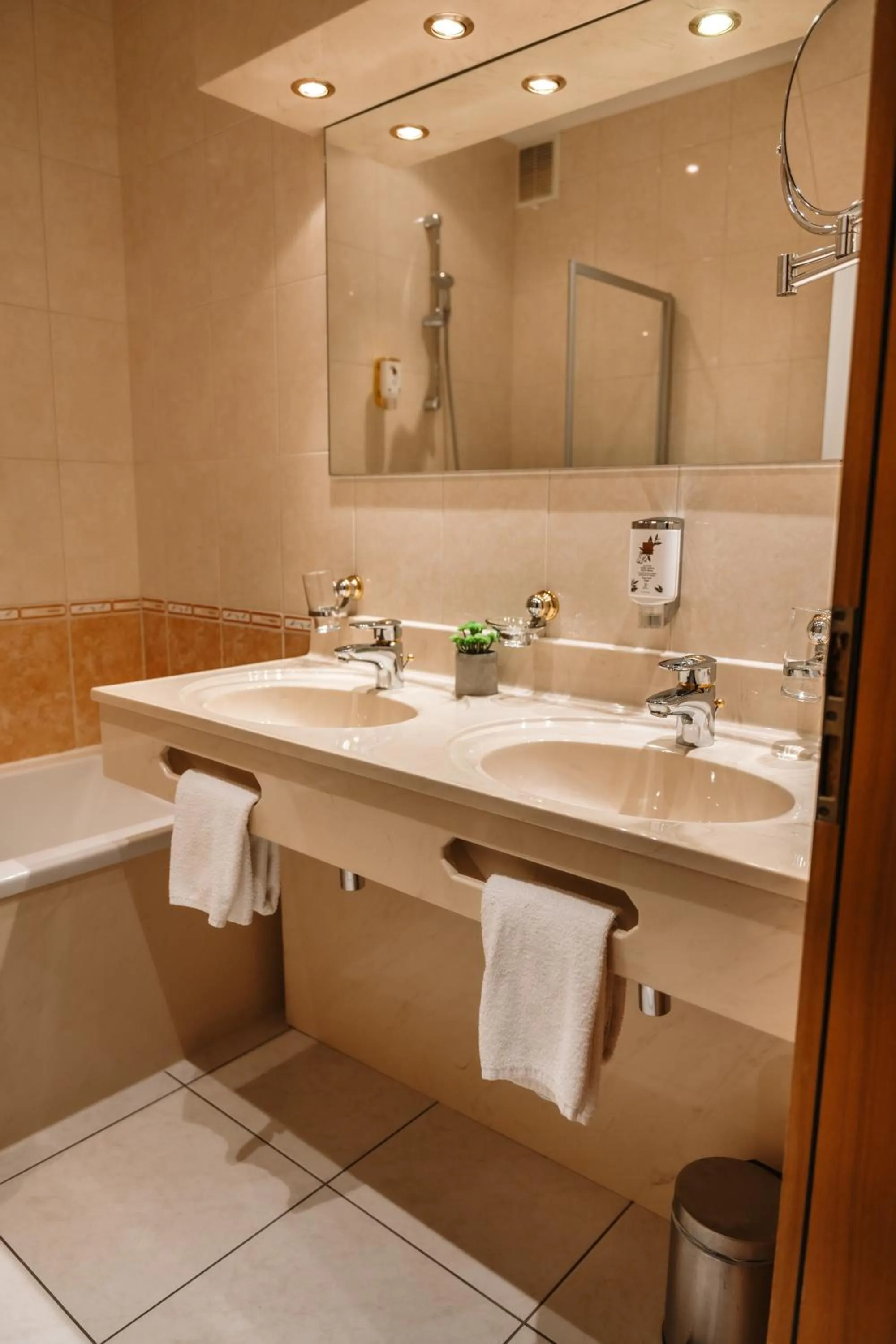 Bathroom in Hotel Bel Air Trail & Wellness