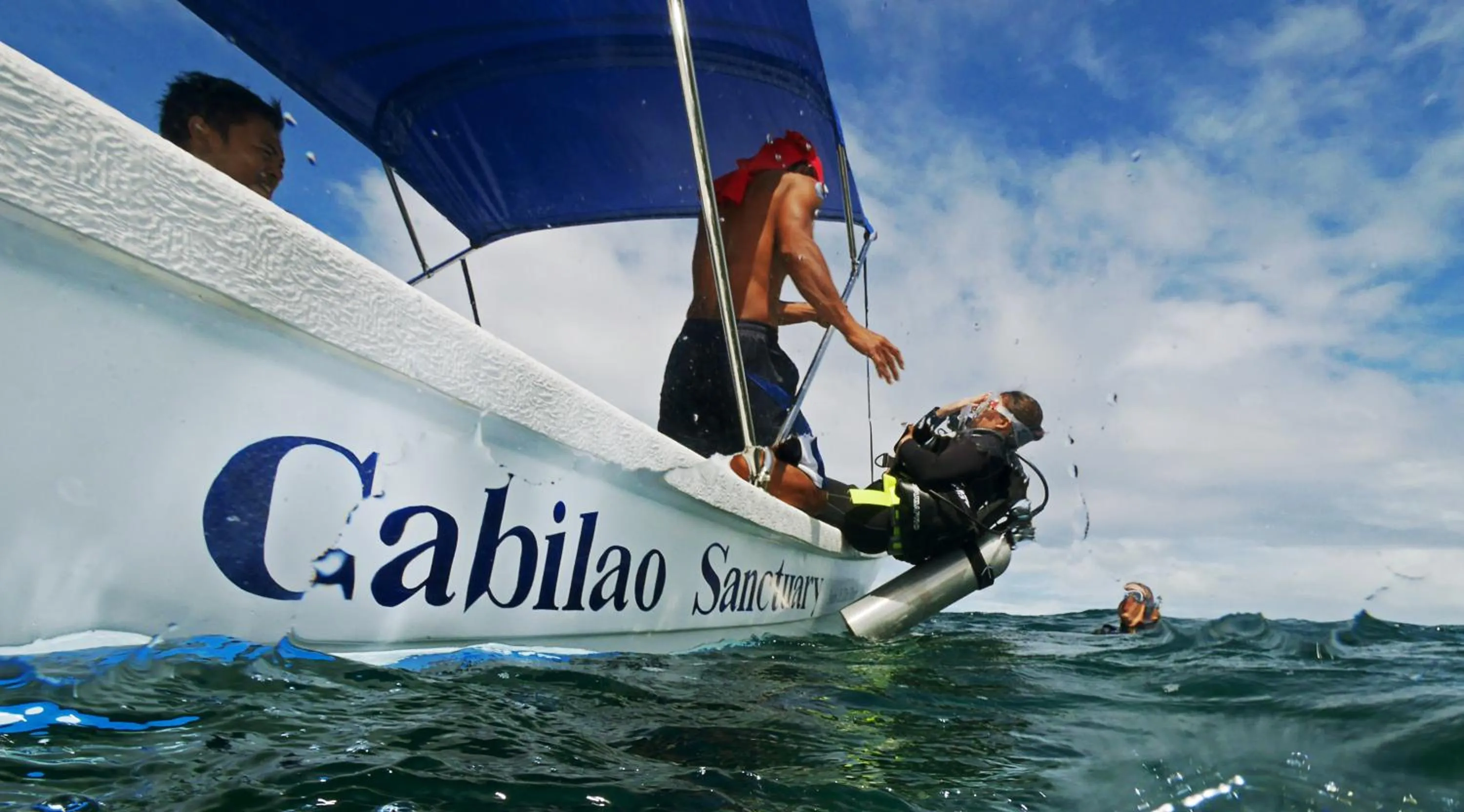 Diving in Cabilao Sanctuary Beach & Dive Resort