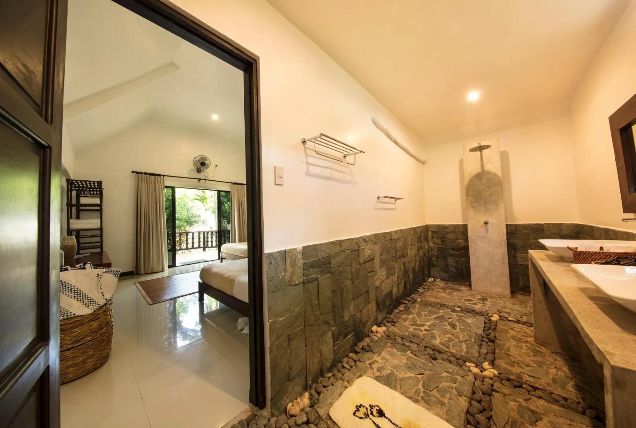 Bathroom in Cabilao Sanctuary Beach & Dive Resort