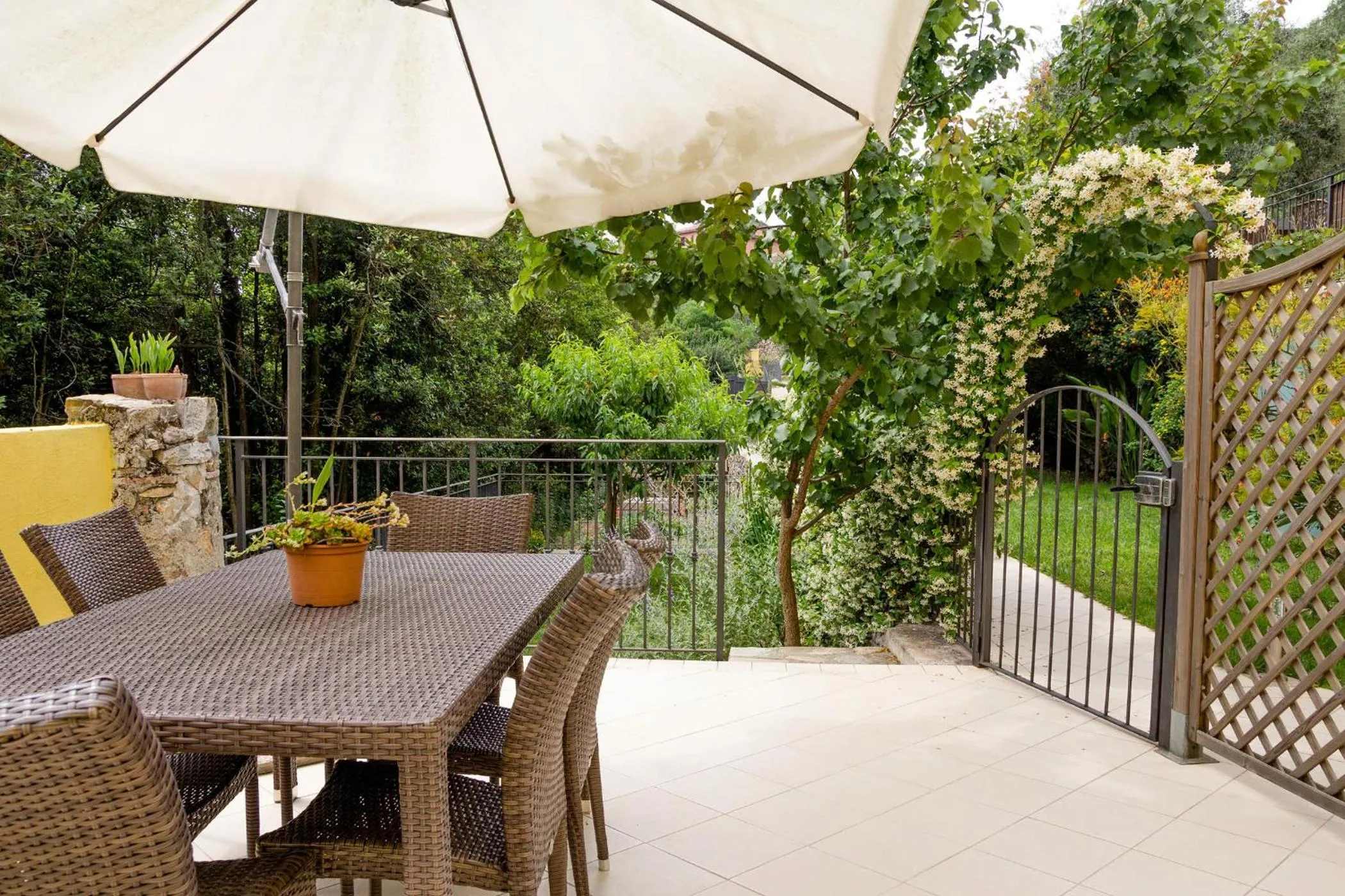 Balcony/Terrace in Appartamenti Antico Frantoio Doria