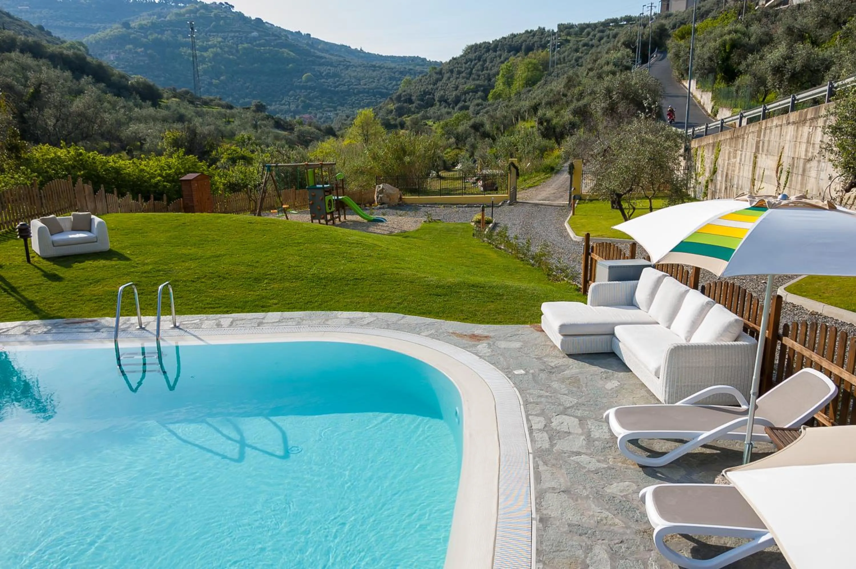 Swimming pool in Appartamenti Antico Frantoio Doria