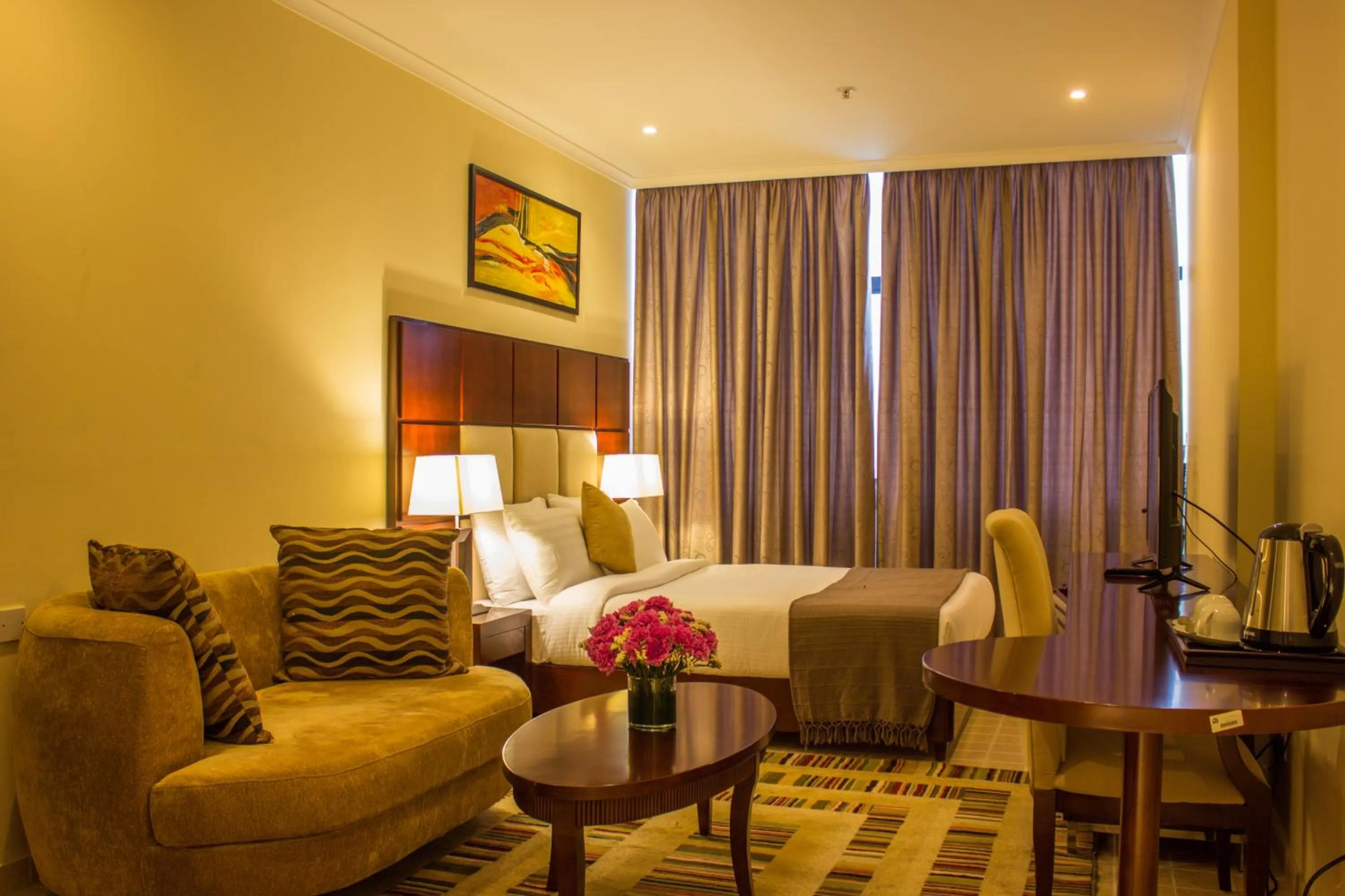 Photo of the whole room in Seashells Millennium Hotel