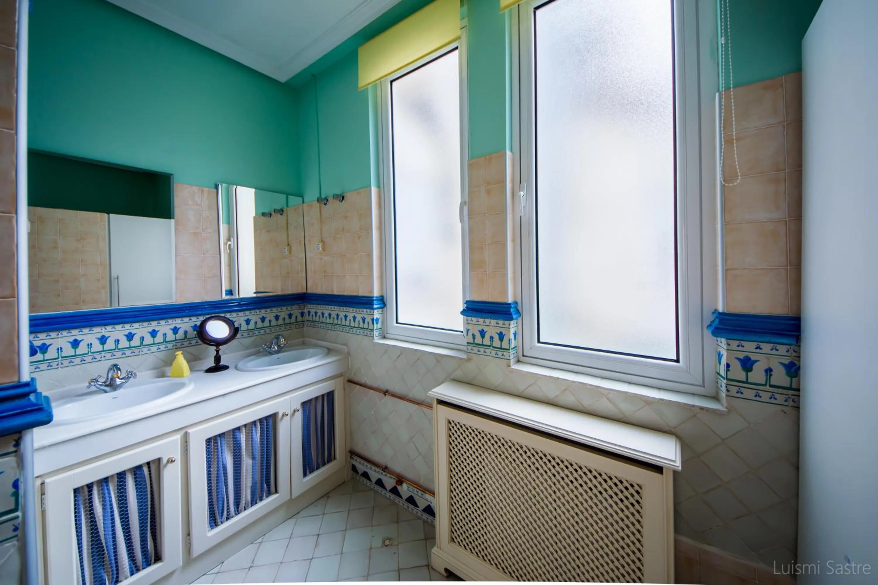 Shower in Hostel Covent Garden by gaiarooms